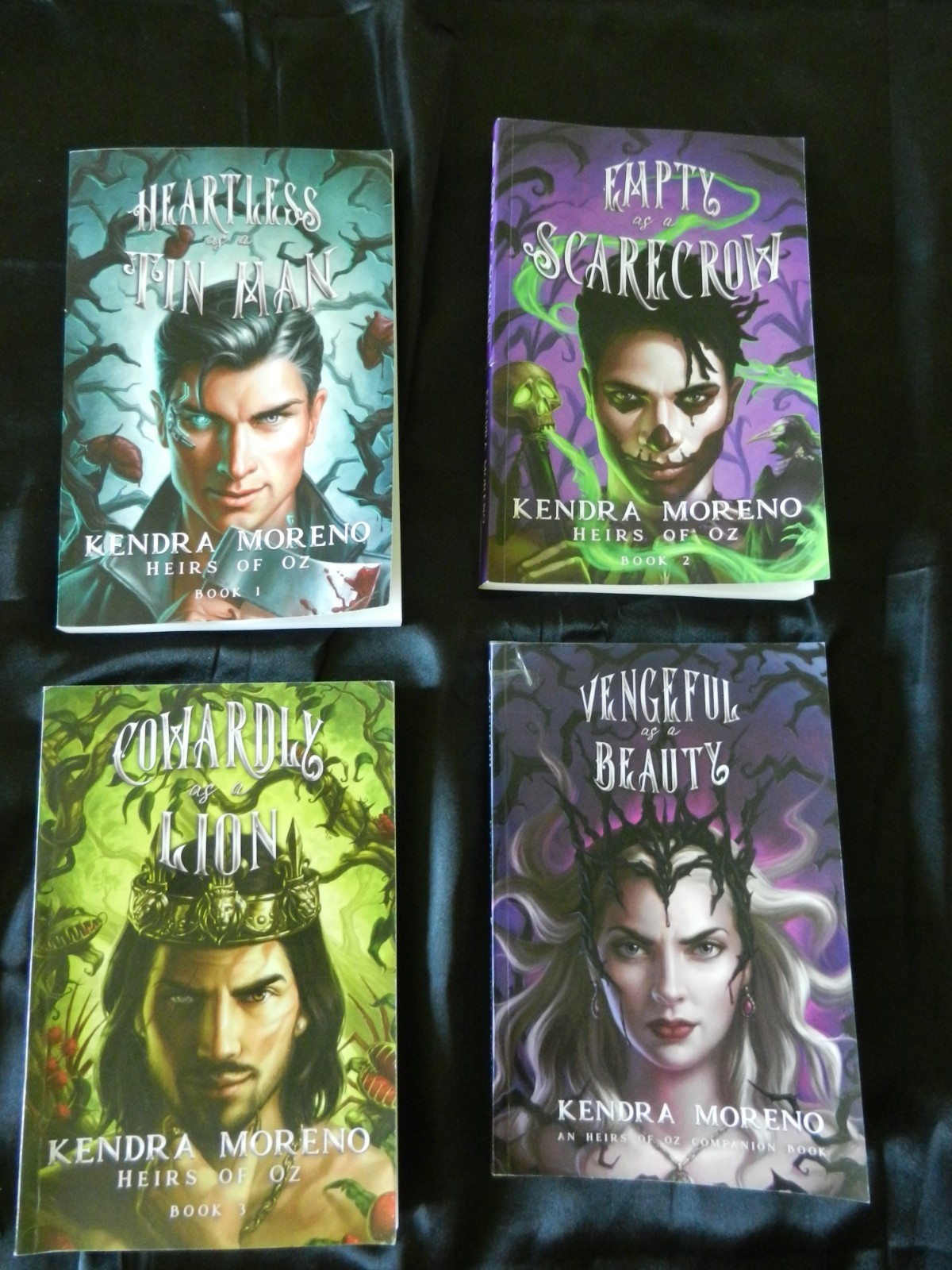 Complete (4) Book Series „Heirs of Oz“ by Kendra Moreno