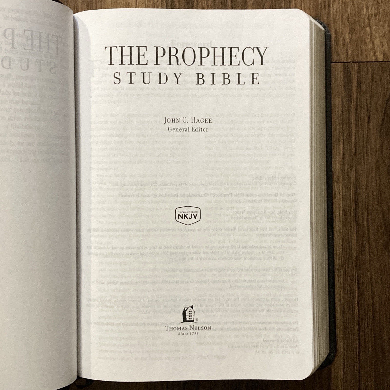 NKJV Prophecy Study Bible – John C. Hagee, editor (Thomas Nelson, 1997) leather