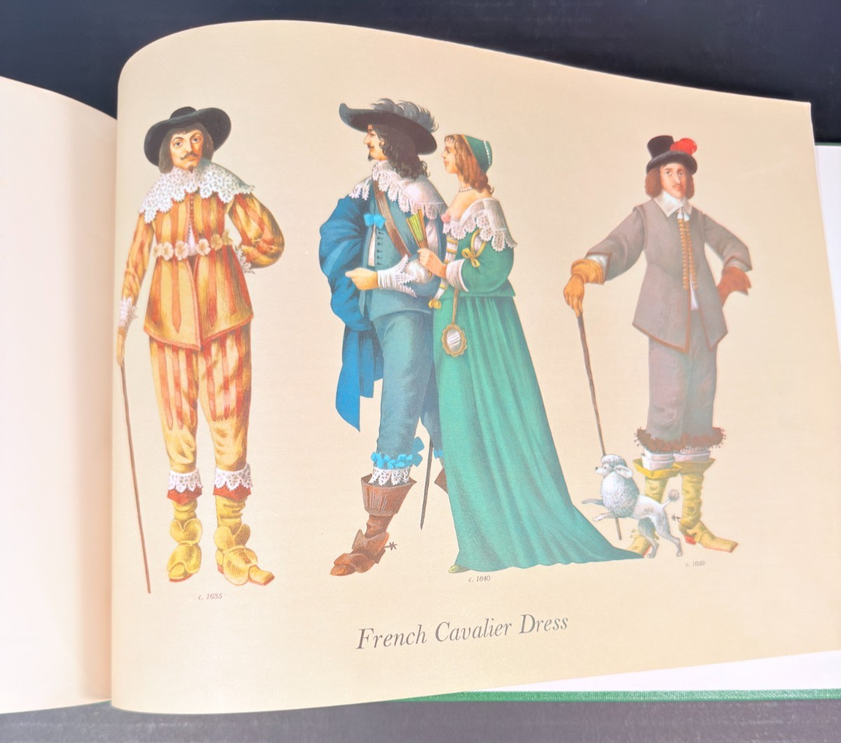 Hugh Evelyn History of Costume 1968 2 Volume Bundle V-2 1660-1800/ V-3 1500-1660