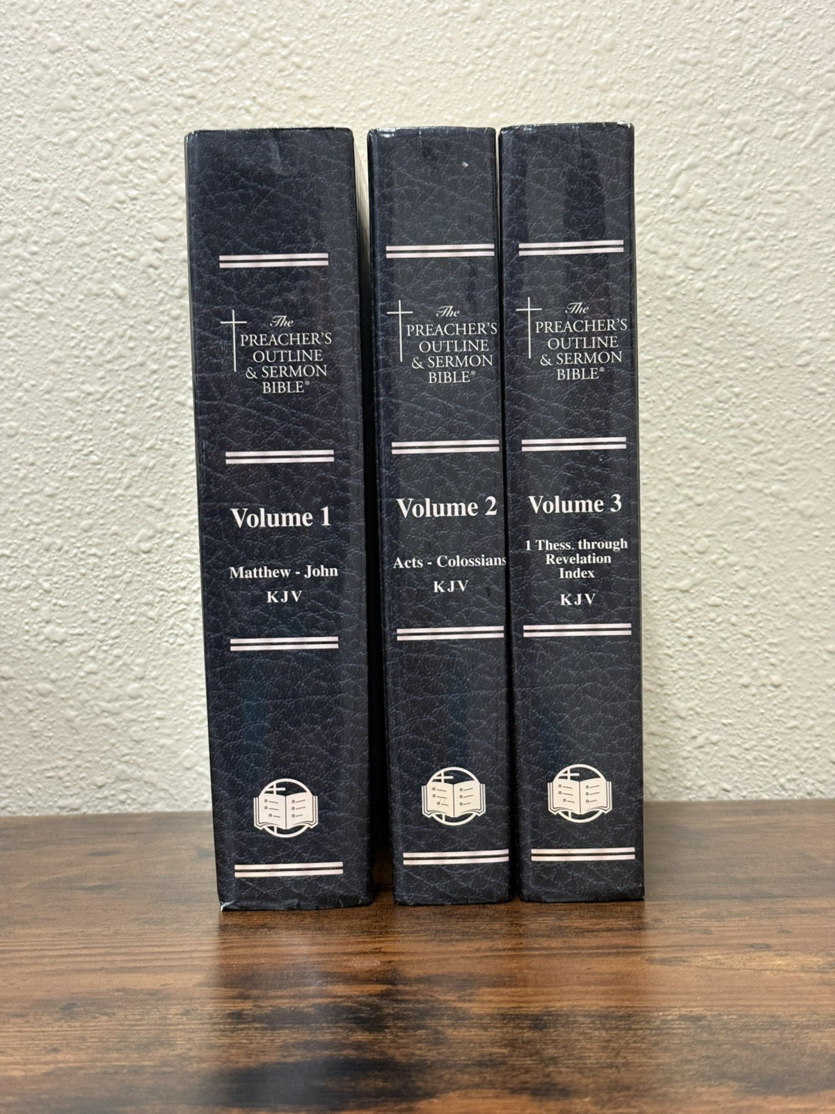 Preacher’s Outline & Sermon Bible-KJV Hardcover Leadership 3 VOLUMES