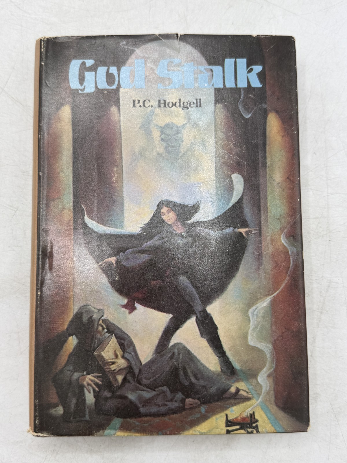 P.C. Hodgell God Stalk & Dark of the Moon Fantasy Paperback Books Lot of 2