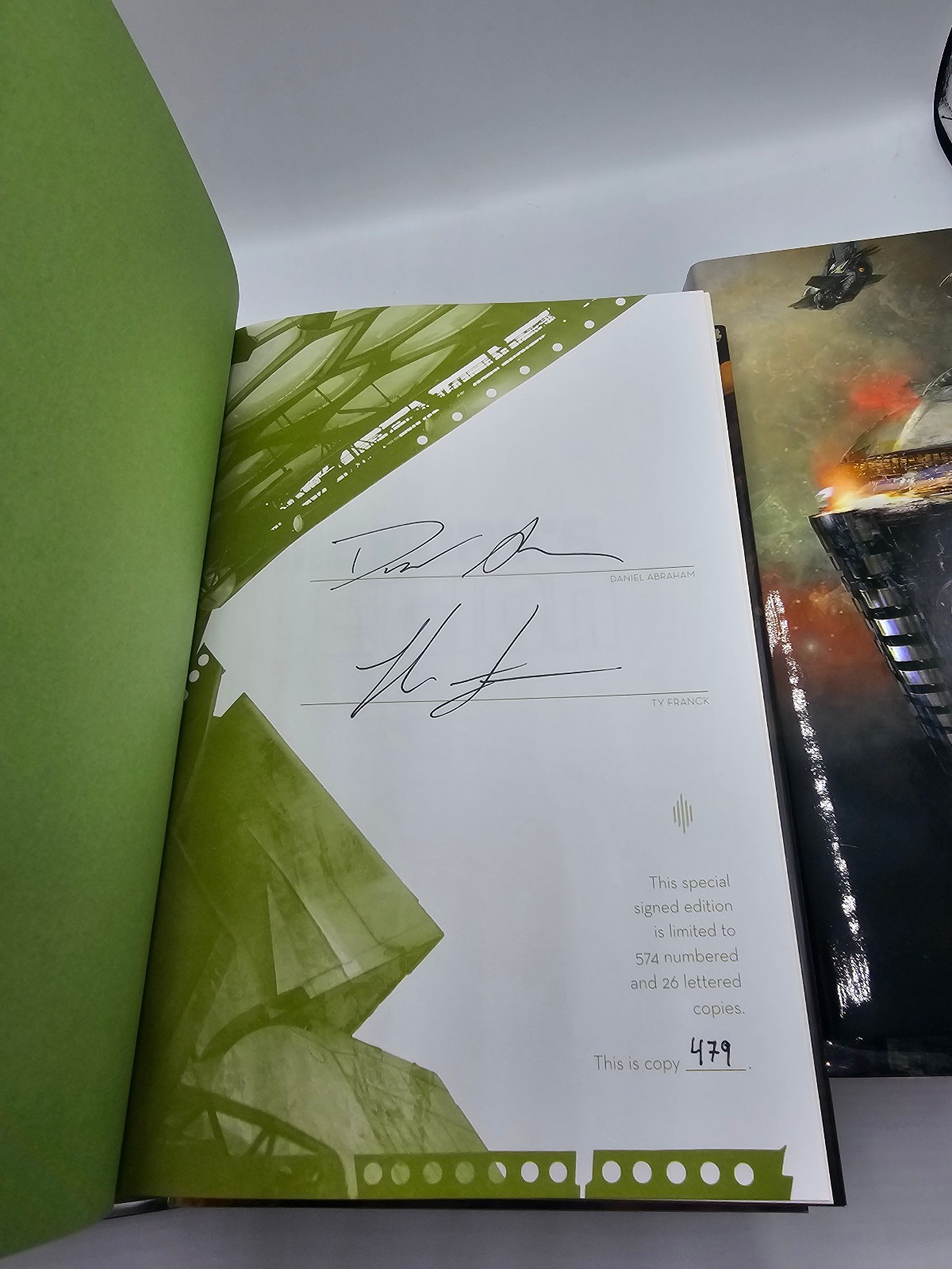 THE EXPANSE Complete Subterranean Press Signed, Matching number, Like New signed