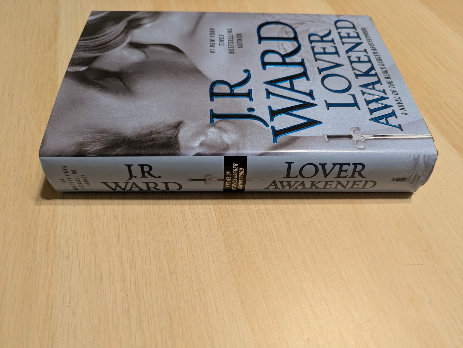 LOVER AWAKENED J R Ward BLACK DAGGER HARDCOVER w/DJ