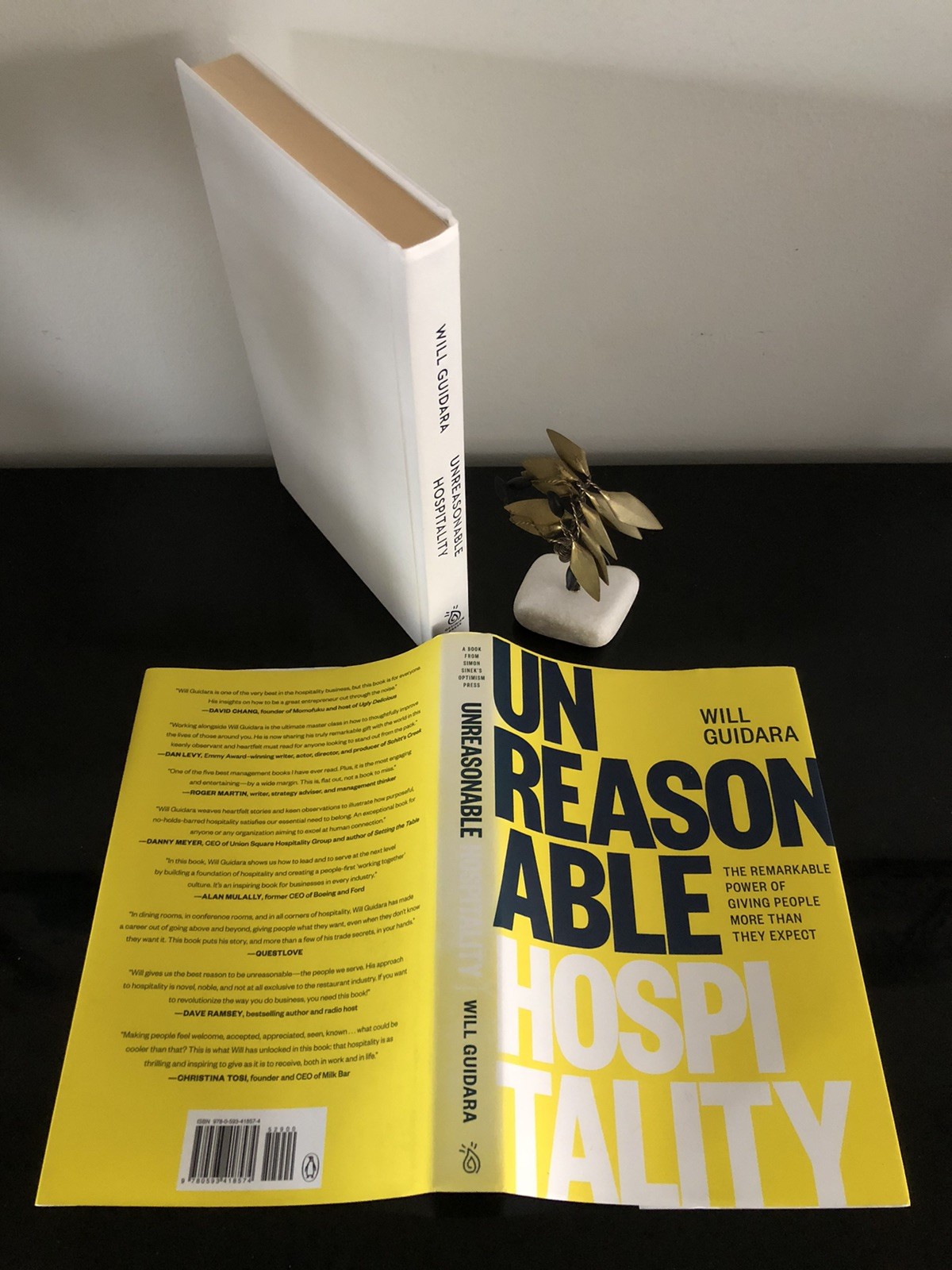 Unreasonable Hospitality Will Guidara Optimism Press 2022 First Ed/6th Pr. HC VG