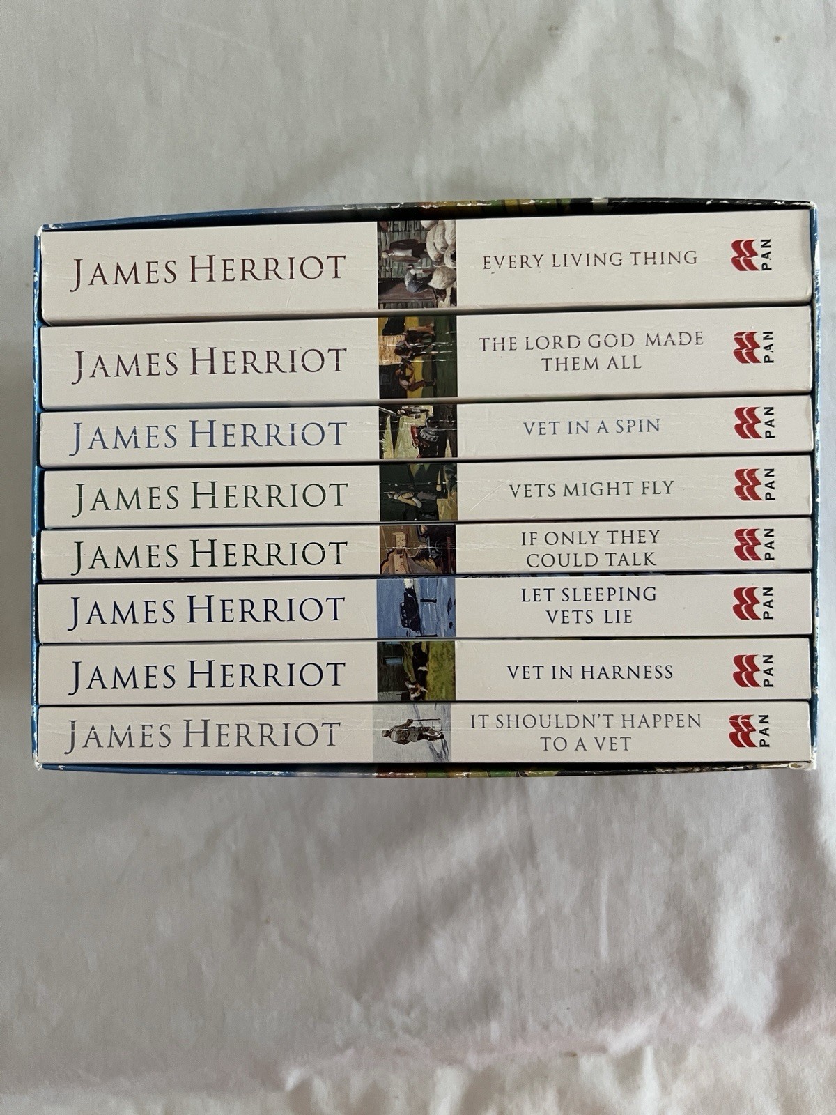 The Complete James Herriot Collection Books Box Set 1-8 All Creatures – Softcove