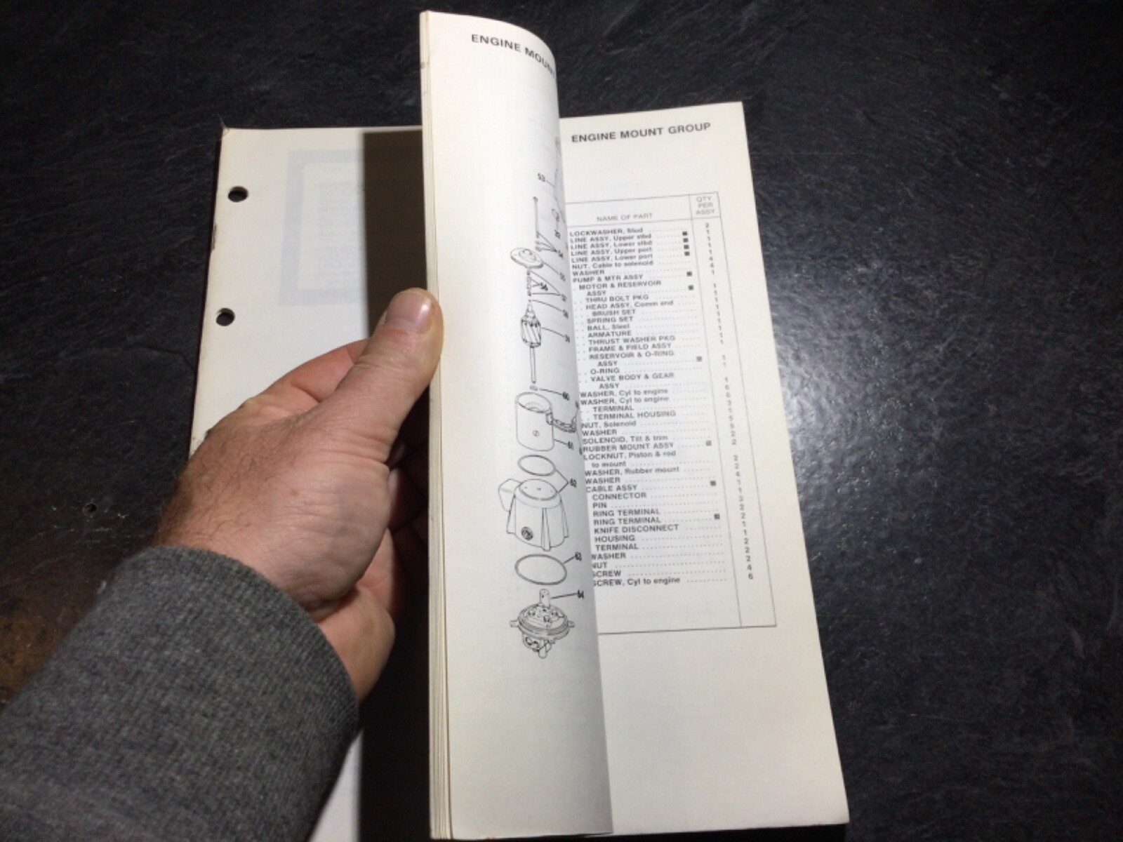 1982 OMC 5.0L & 5.7L V8 Stern Drive Parts Catalog GM 305 & 350 C.I 2V & 4V