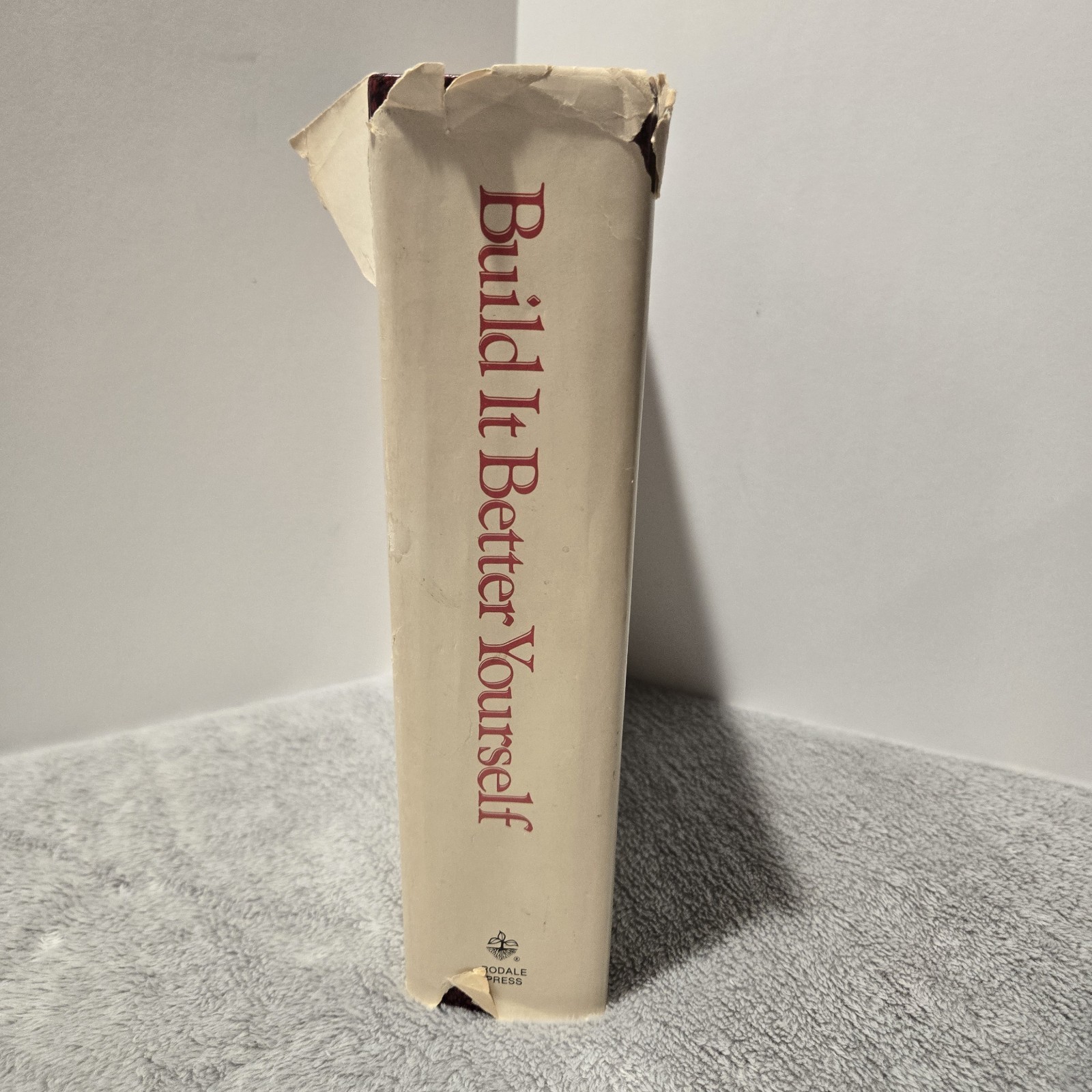 Build it Better Yourself by Organic Gardening and Farming 1977 Hardcover Staging