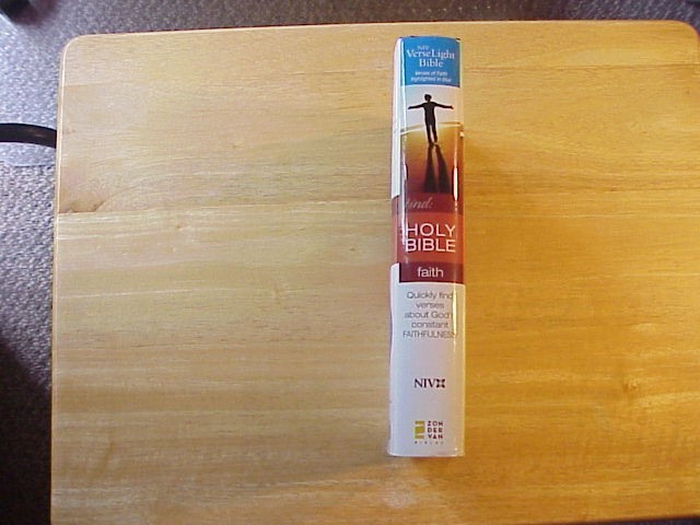 Find Faith – Holy Bible: Quickly Find Verses / NIV / 2010 Hardback / Free Ship!