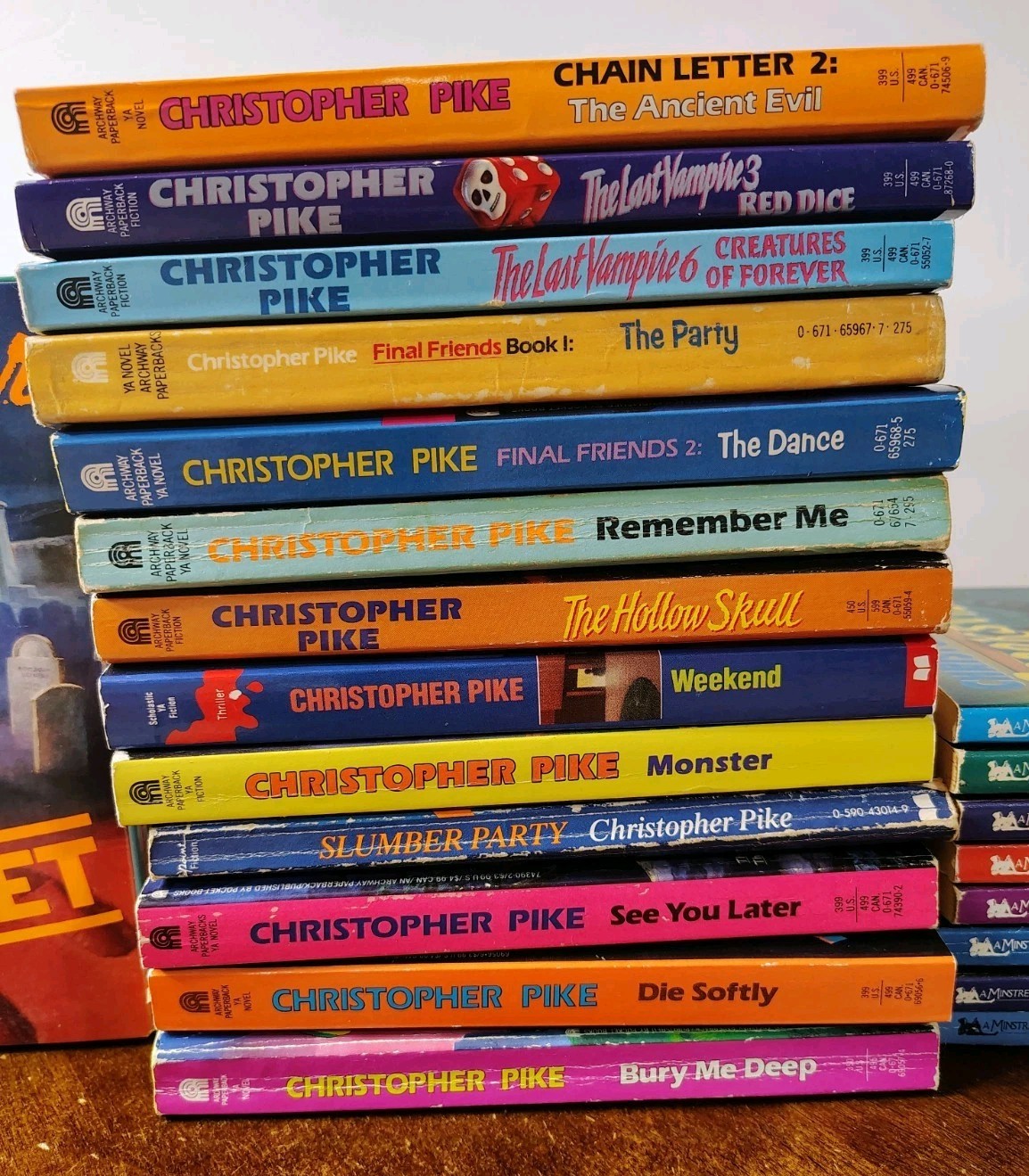 CHRISTOPHER PIKE 25 DIFFERENT BOOKS SPOOKSVILLE 1ST PRINTINGS BOX SET YA HORROR