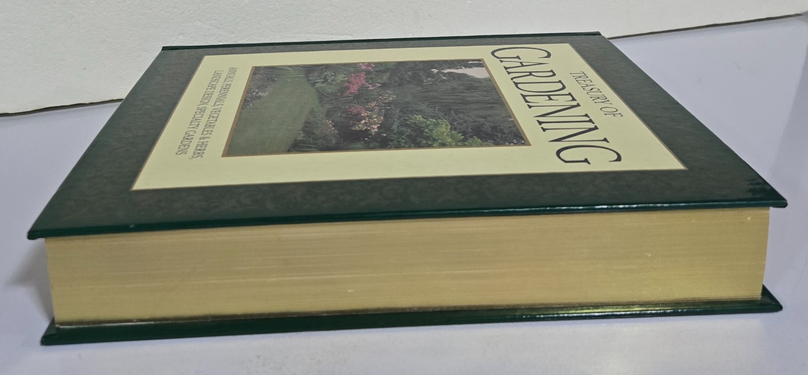 1994 Treasury Of Gardening Annuals Perennials Herbs Etc 1st Edition HC Like New