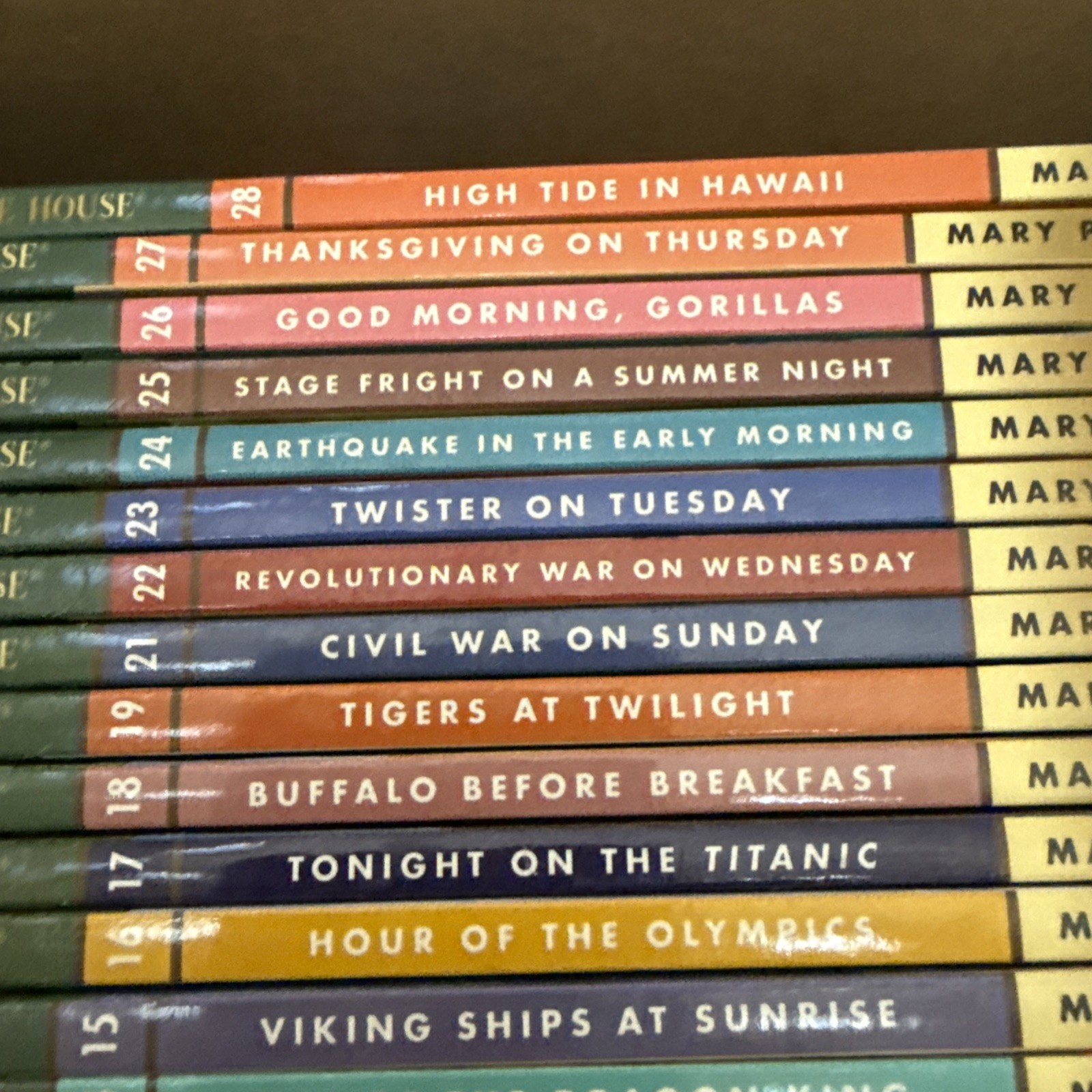 Magic Tree House Books 1-28 Set by Mary Pope Osborne See Pics