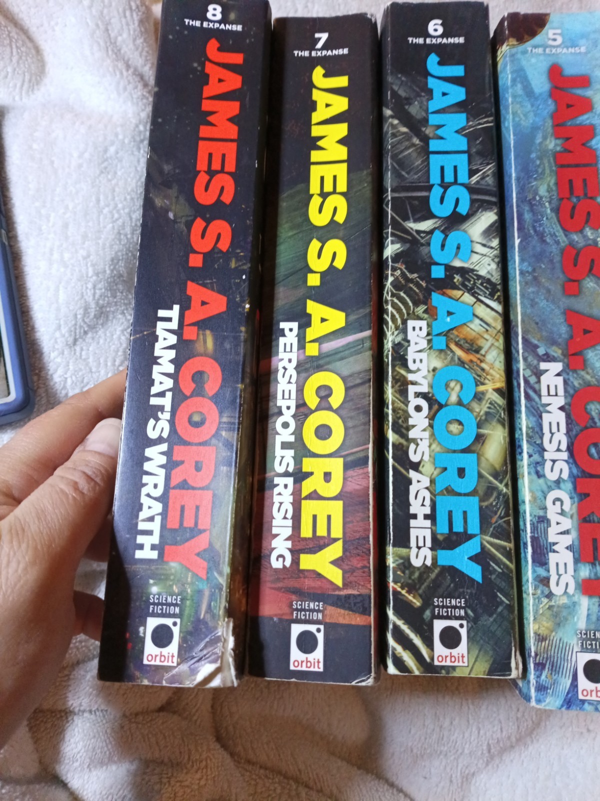 The Expanse Series Vol 1–8 Paperback Set Lot James S.A. Corey Sci-Fi