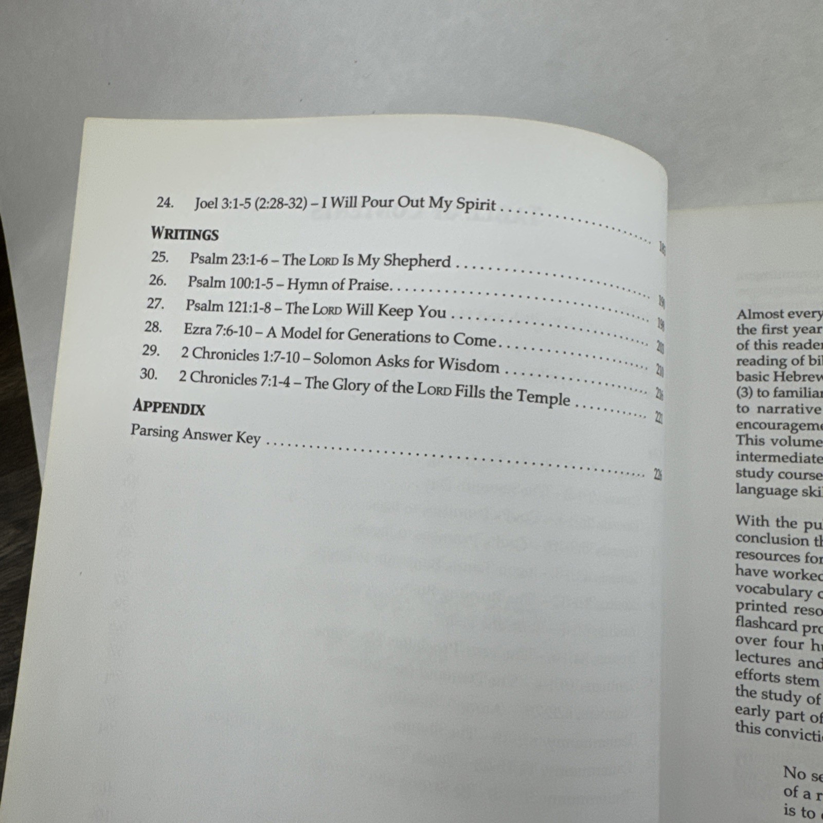 Graded Reader of Biblical Hebrew: A Guide to Reading the Hebrew Bible – pape…