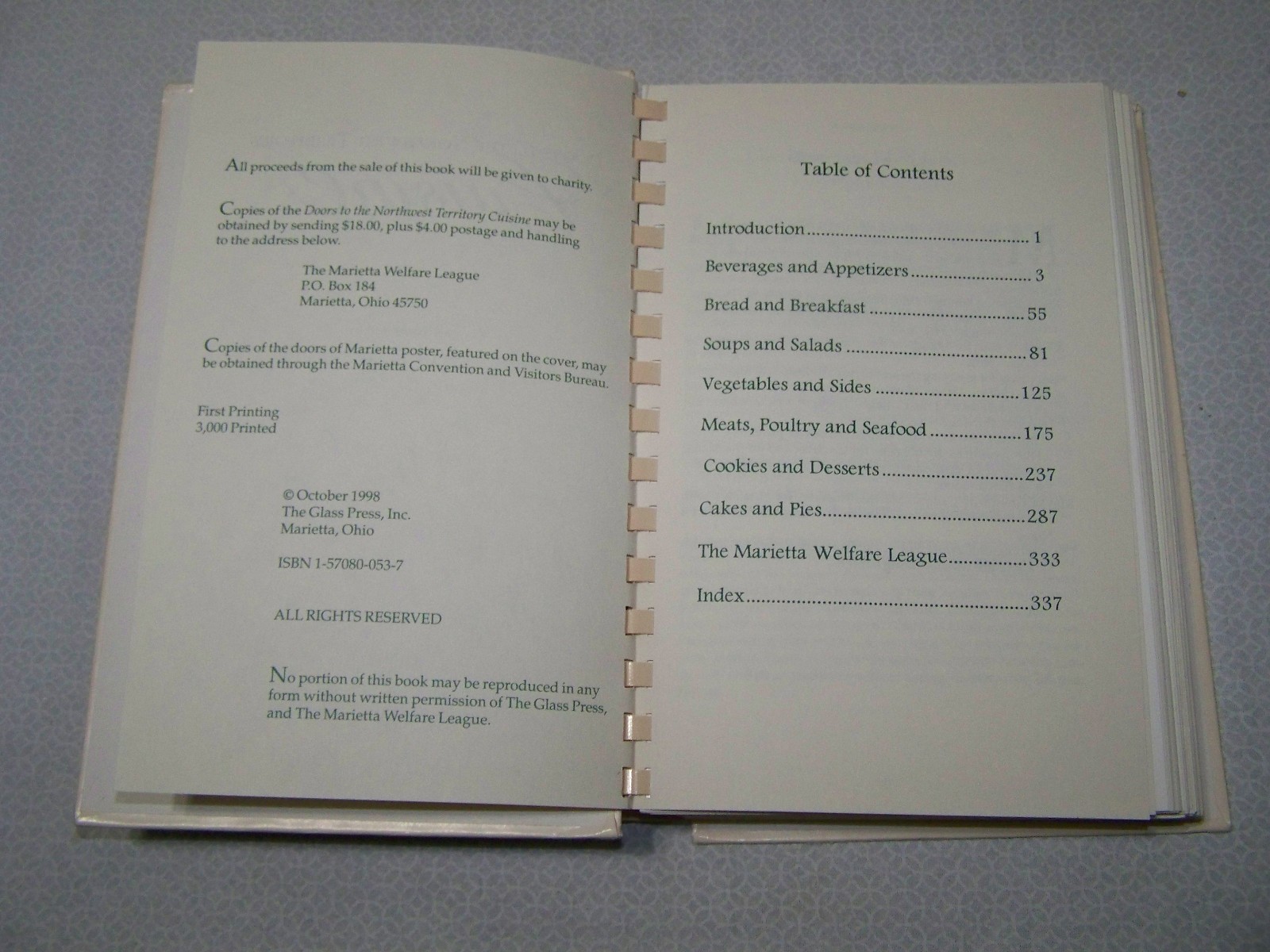 Marietta Ohio Welfare League Cookbook 1998 346 pages 800 recipes