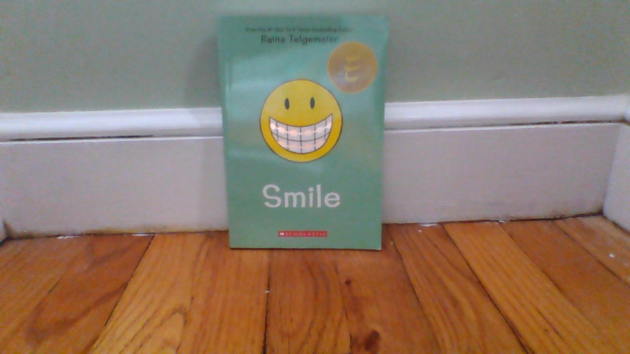 Smile, Sisters, and Guts: Set by Raina Telgemeier (Paperback Good-Like New)