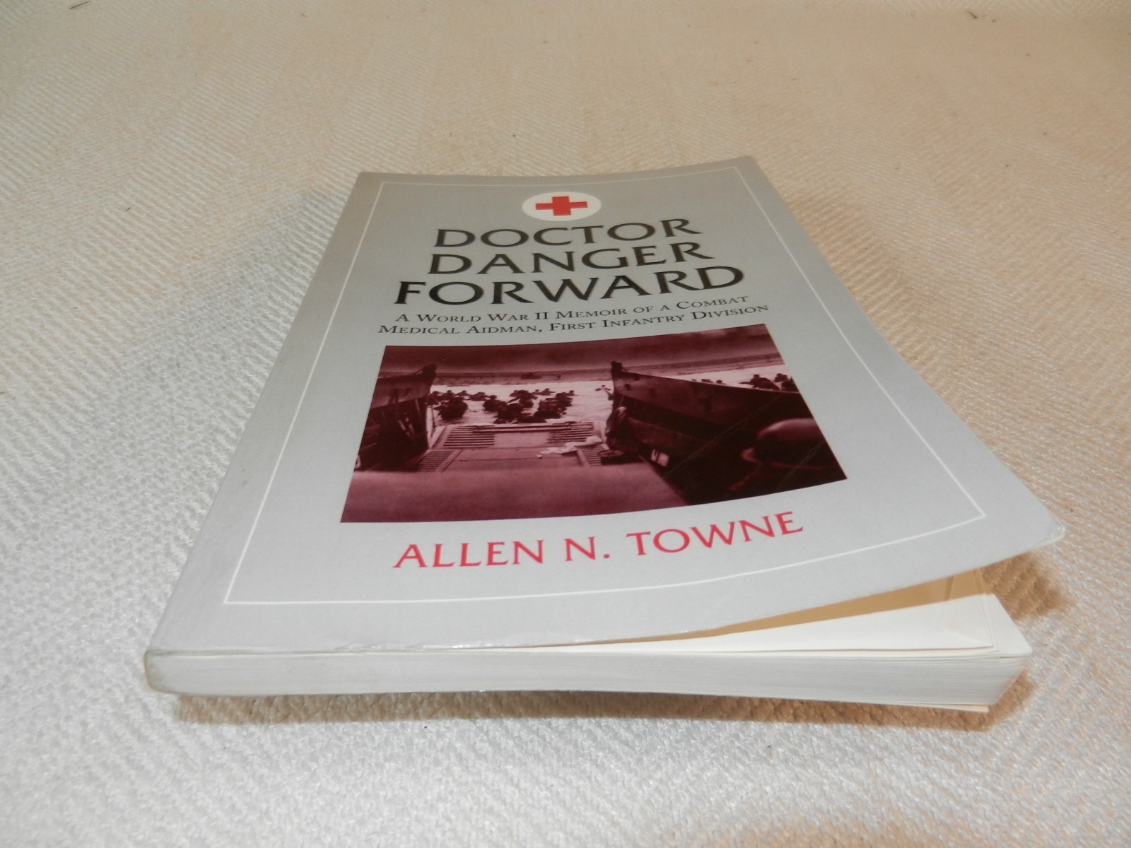WW II 1942-45 1st division 18th Infantry Medic „DOCTOR DANGER FORWARD“