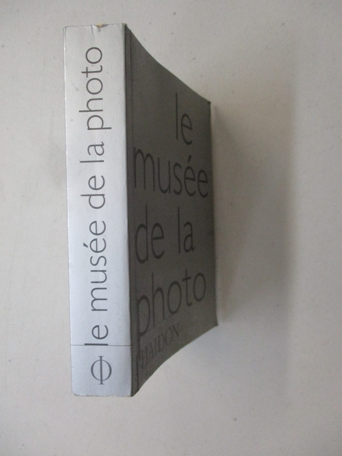 LE MUSEE DE LA PHOTO 2002 PHAIDON TRADE PAPERBACK FRENCH PHOTOGRAPHY ART BOOK