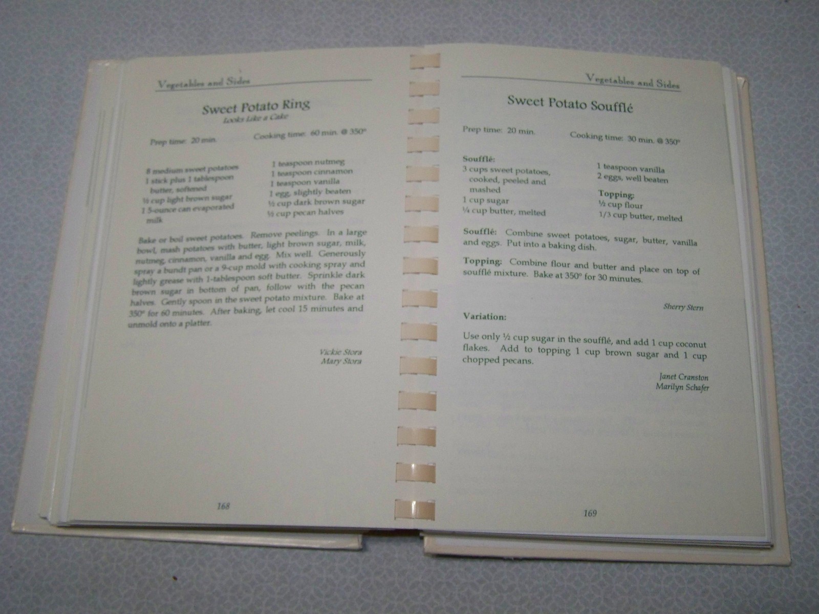 Marietta Ohio Welfare League Cookbook 1998 346 pages 800 recipes