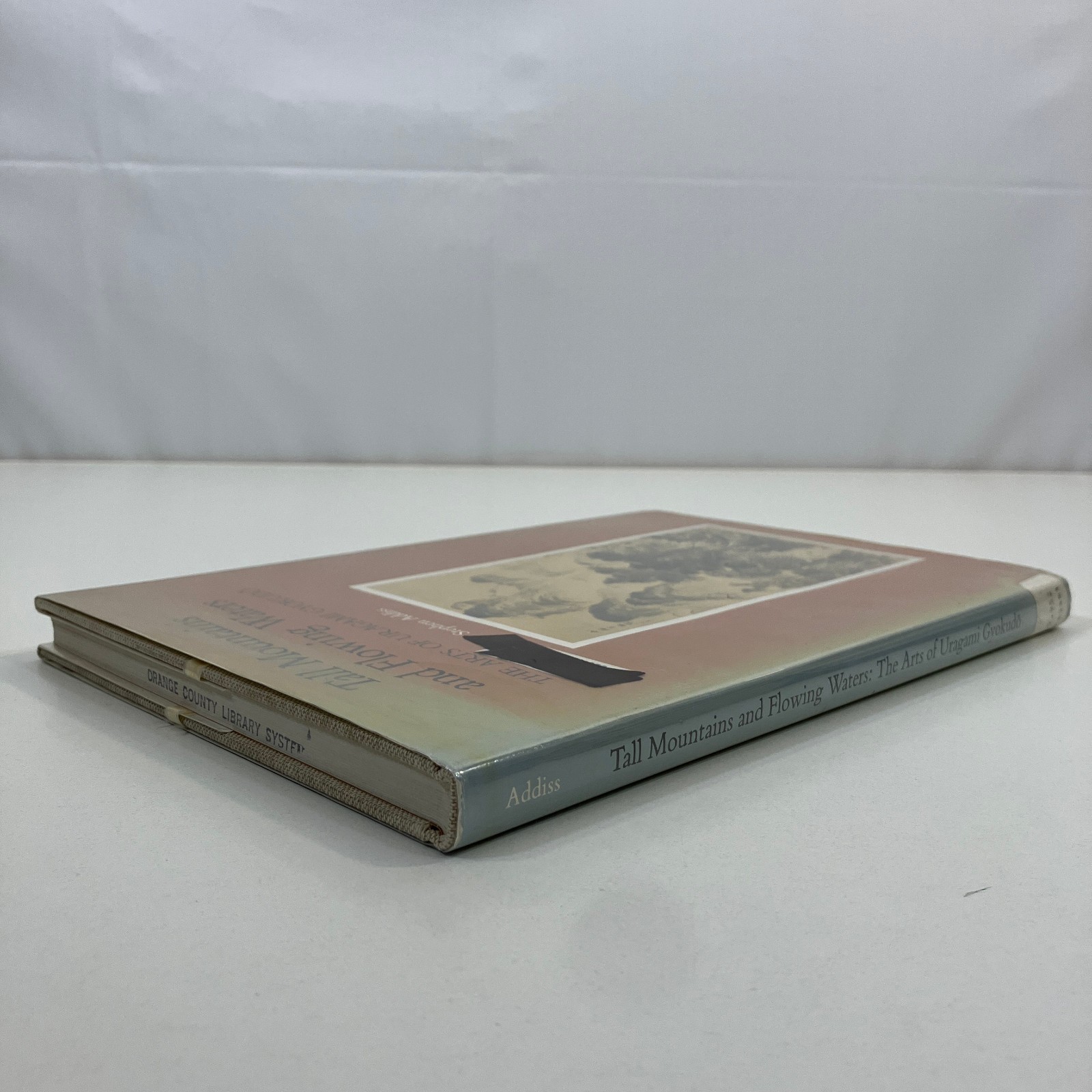 Tall Mountains and Flowing Waters Ex-Library HCDJ 1987 Arts of Uragami Gyokudo
