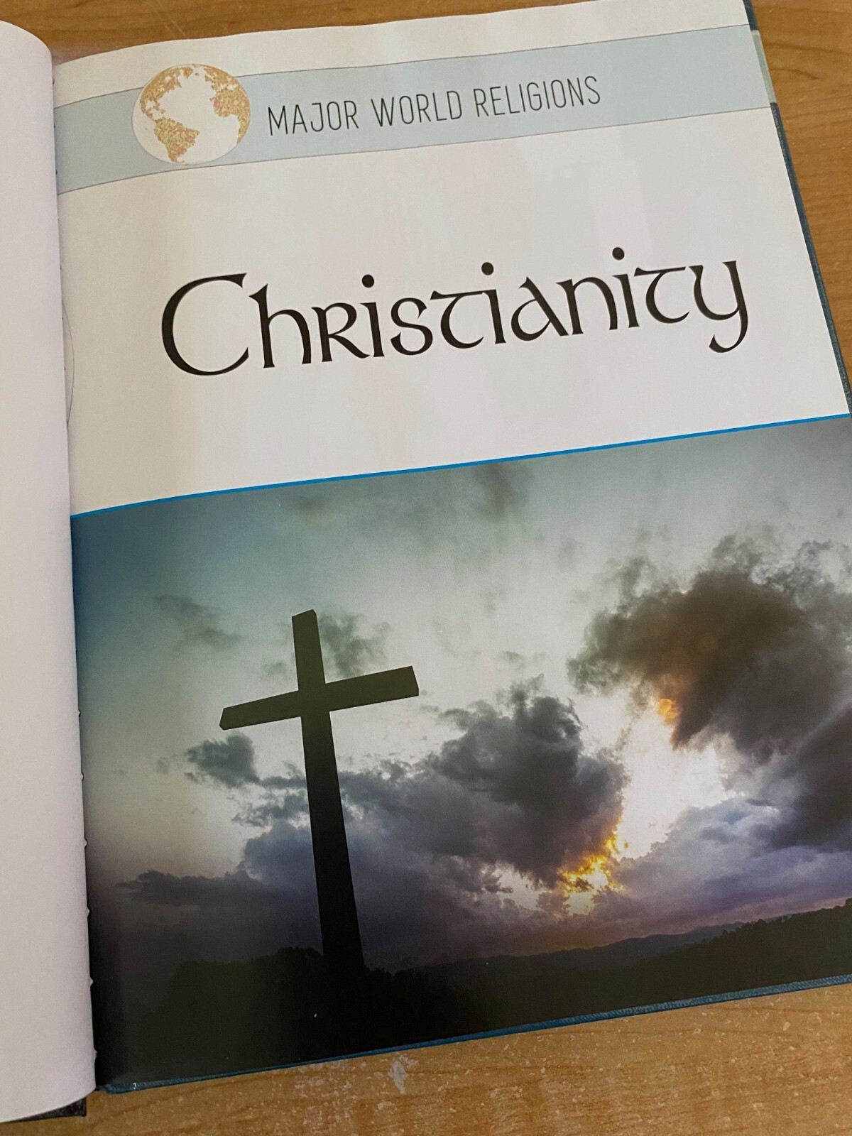 Christianity (Major World Religions) – Library Binding By Bowen, Aaron LIKE NEW
