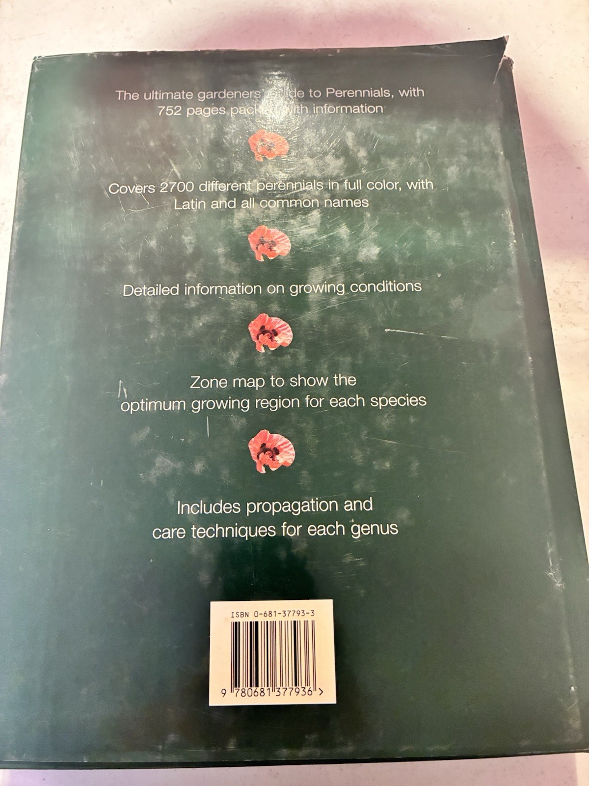 Perennials The comprehensive guide to over 2700 plants