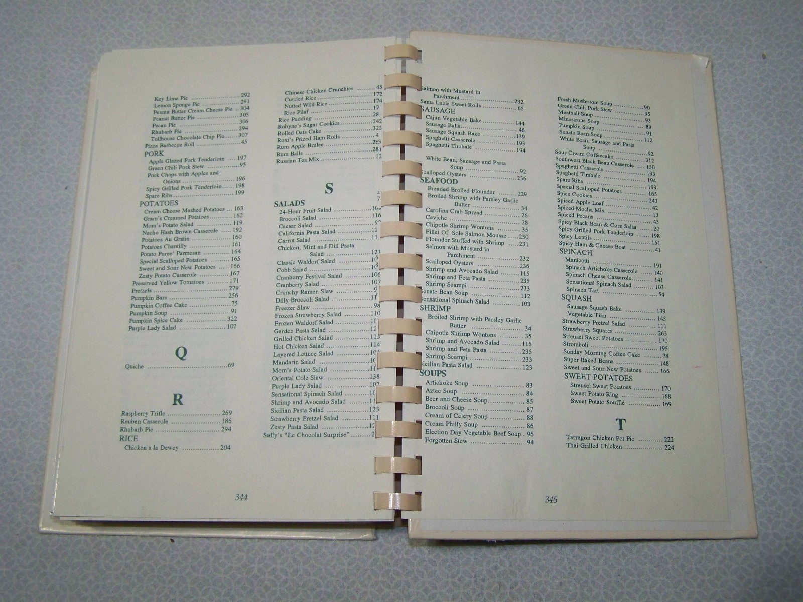 Marietta Ohio Welfare League Cookbook 1998 346 pages 800 recipes