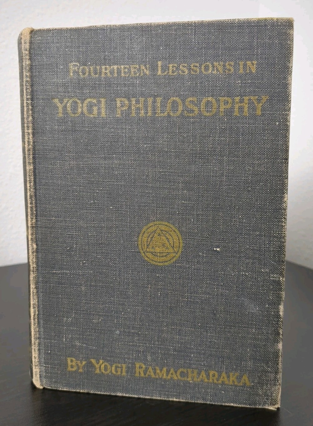 Fourteen Lessons in Yoga Philosophy by Yogi Ramacharaka (1931, Hardcover)