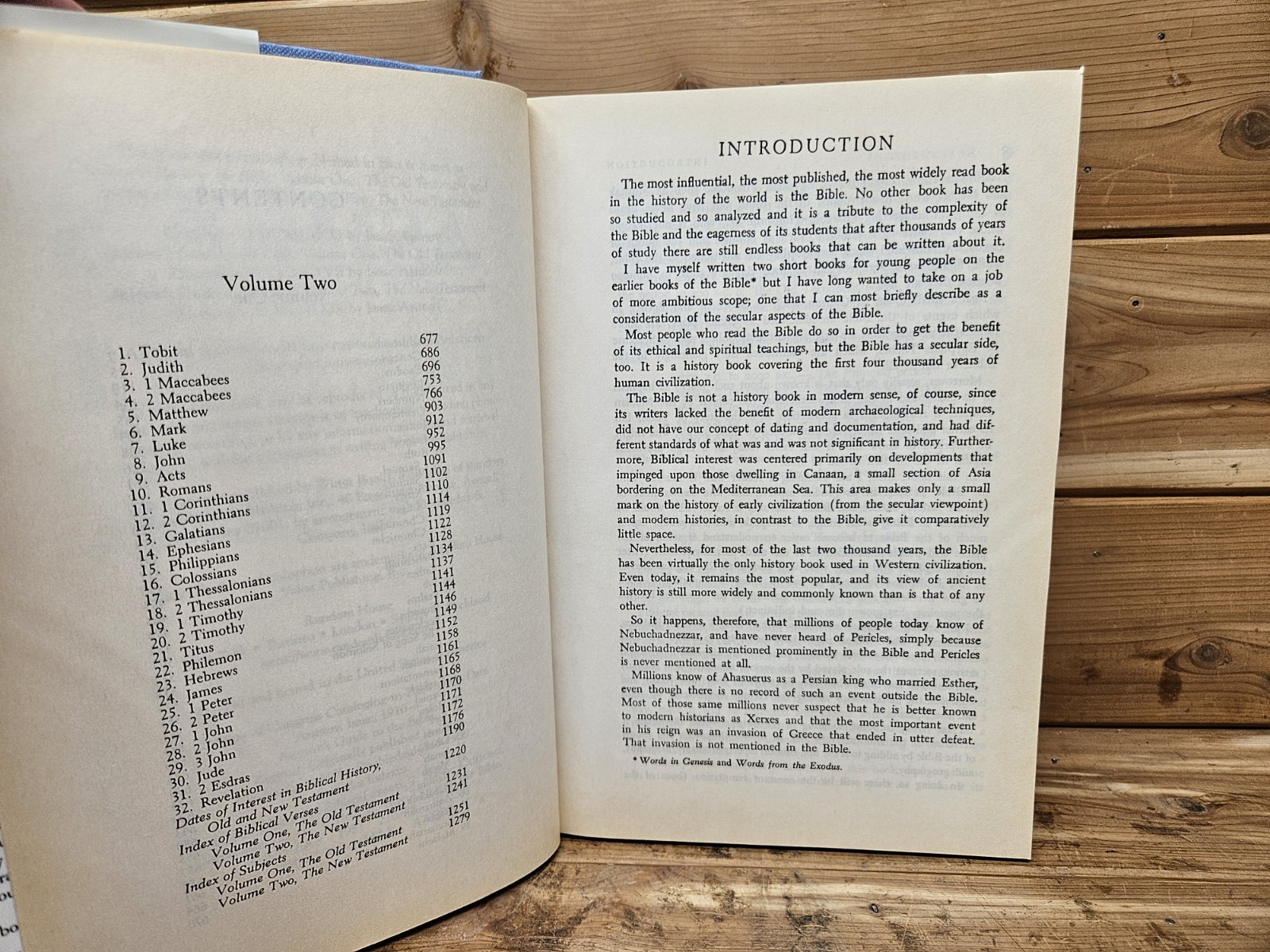Asimov’s Guide to the Bible: Two Volumes in One Old and New Testaments DJ 1981