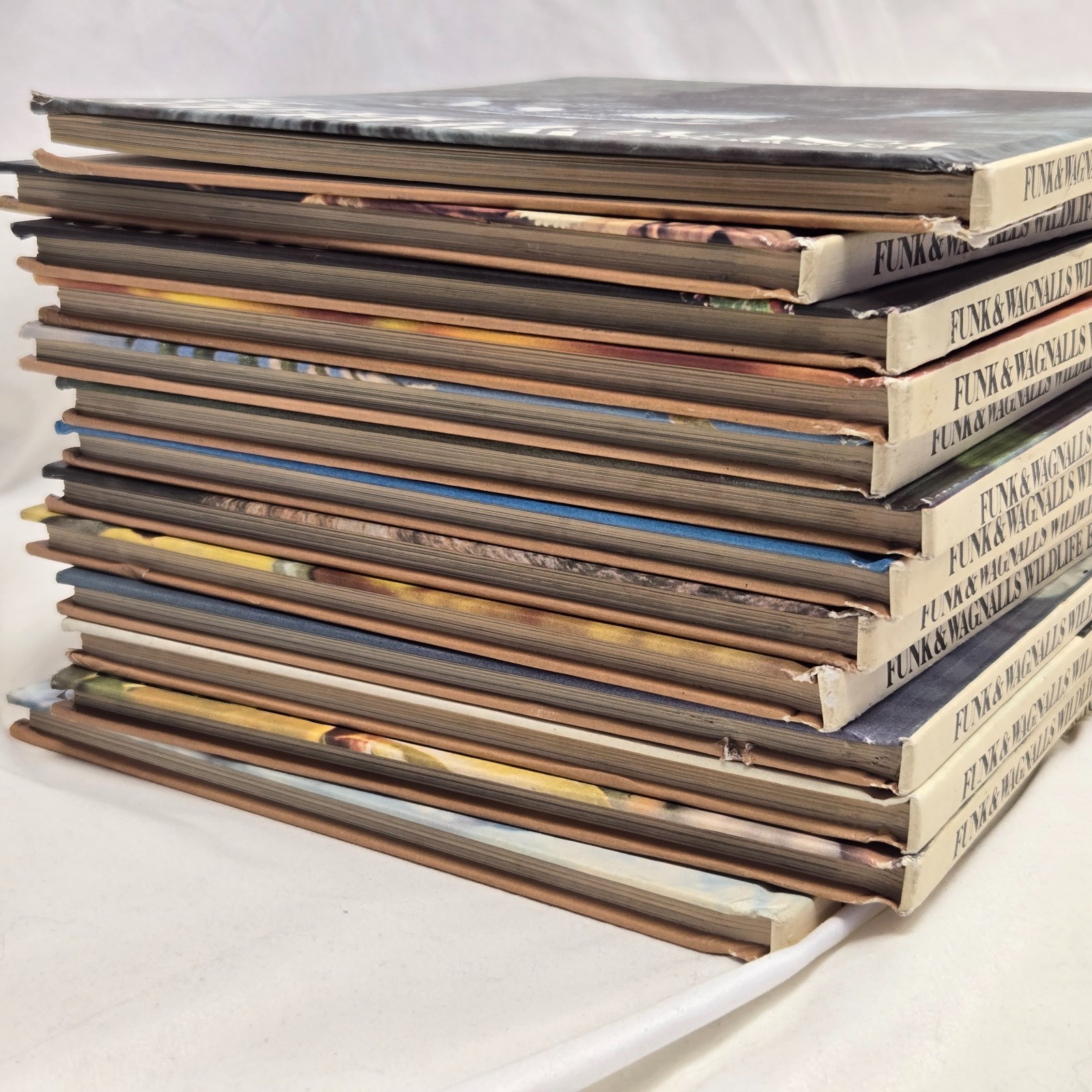 Vintage Funk and & Wagnalls Wildlife Encyclopedia Hardcover 1974 Select Volume