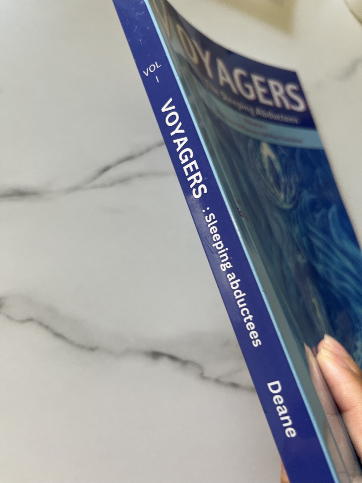 1Voyagers Vol.1 „The Sleeping Abductees“ ,2nd Edition,By Ashayana Deane Reprint