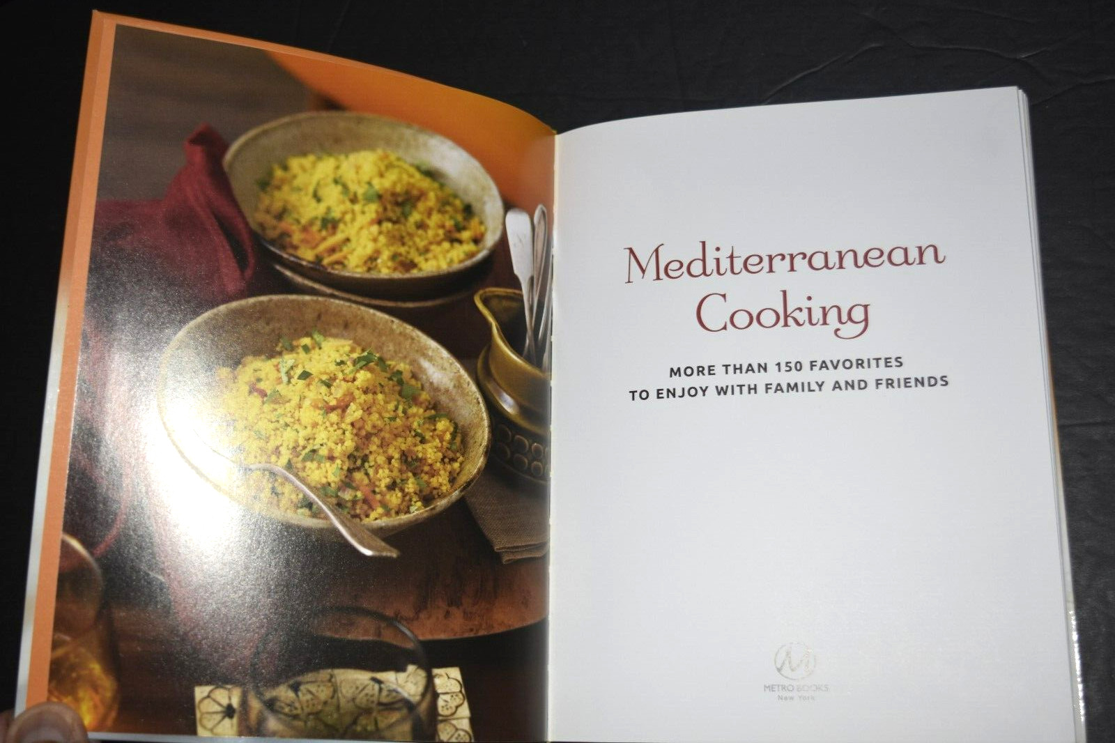 SOFT COVER BOOK, „MEDITERRANEAN COOKING,“ 150+ Recipes, 367 Pages, New (c) 2010