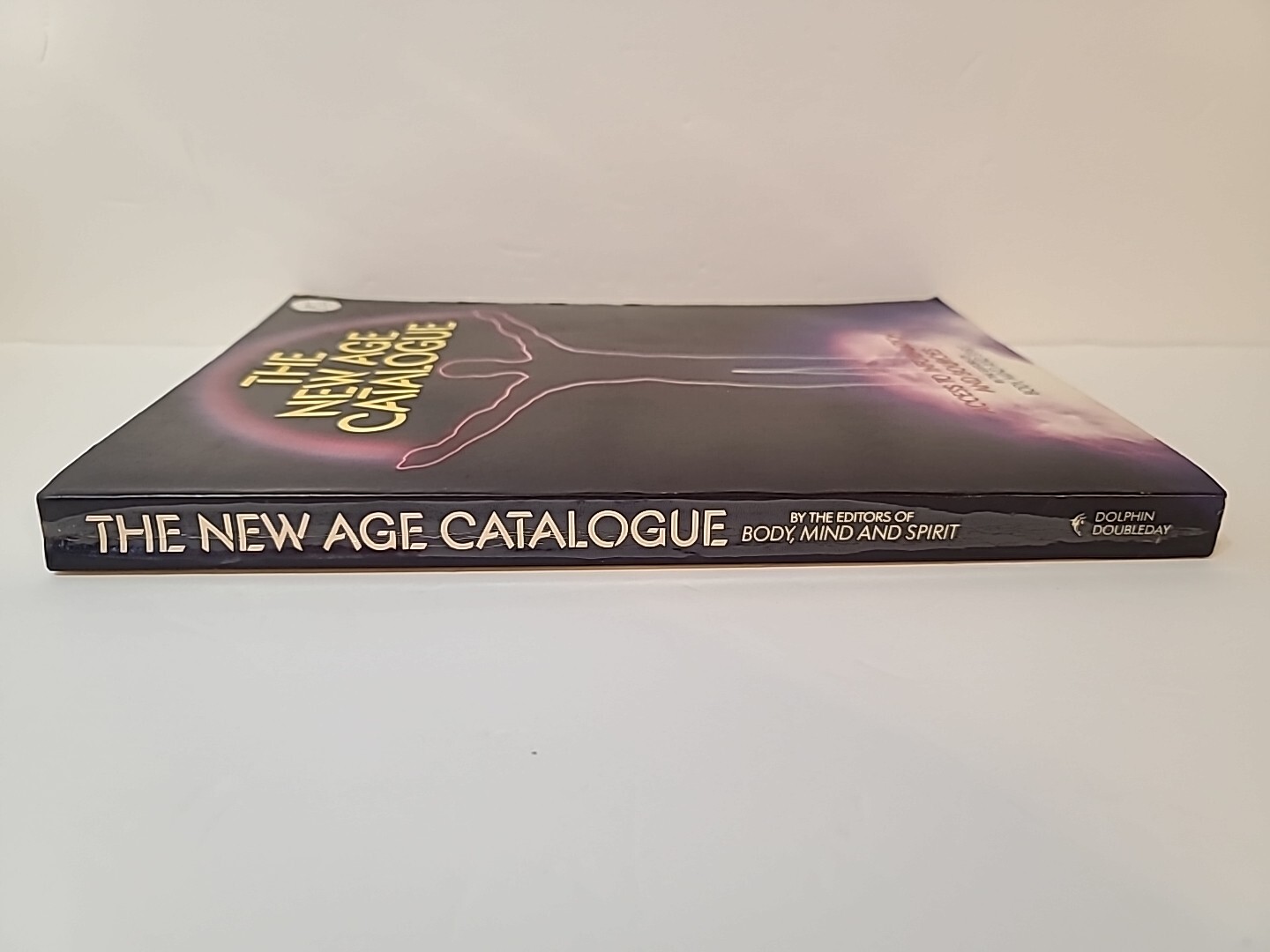 „THE NEW AGE CATALOGUE“ (244 PAGES – 1988)