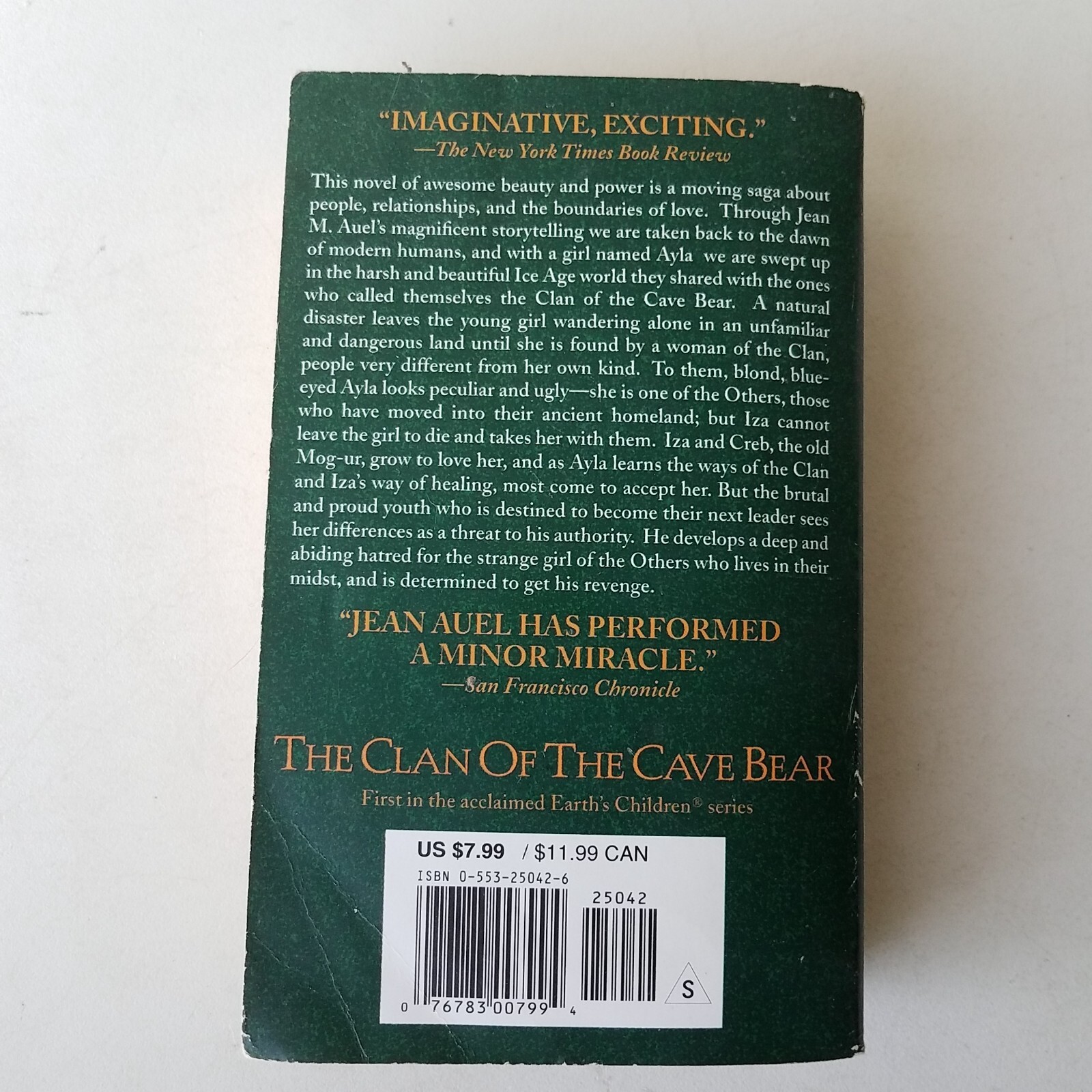Earth’s Children Ser.: The Clan of the Cave Bear : Earth’s Children, Book One…