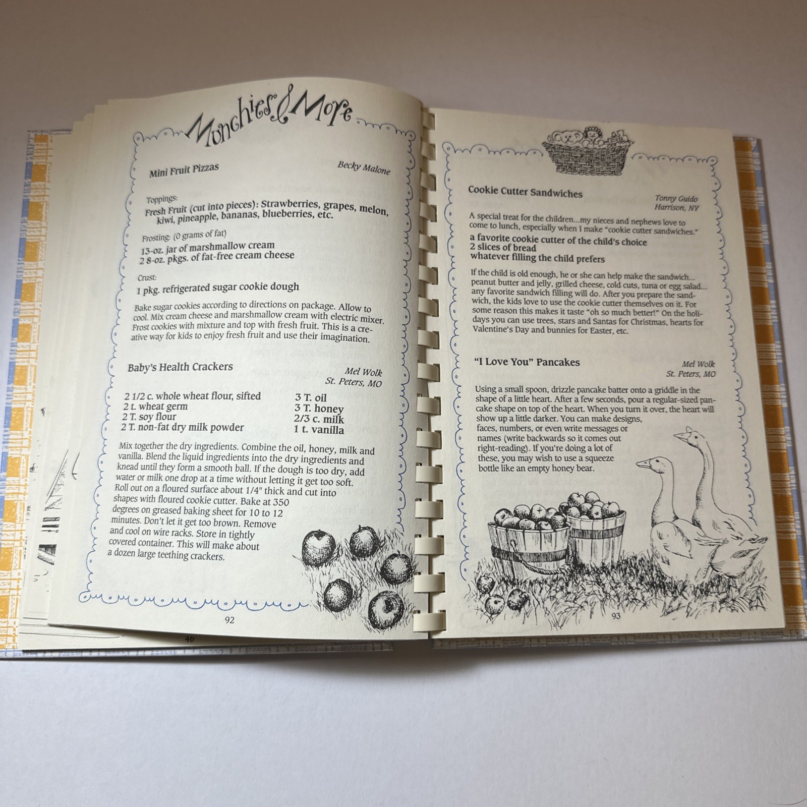 Gooseberry Patch Good For You! 1999 5th Printing 1996 Vintage Cookbook