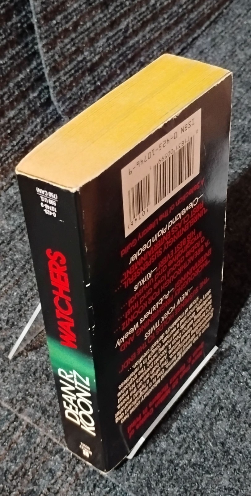 Dean Koontz WATCHERS 1988 Berkley Thriller Sci-Fi Horror Paperback Novel