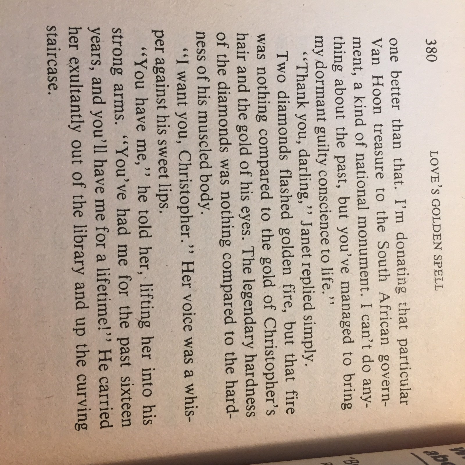 Love’s Golden Spell Willa Lambert 1983 Worldwide Library Corporate Romance Book