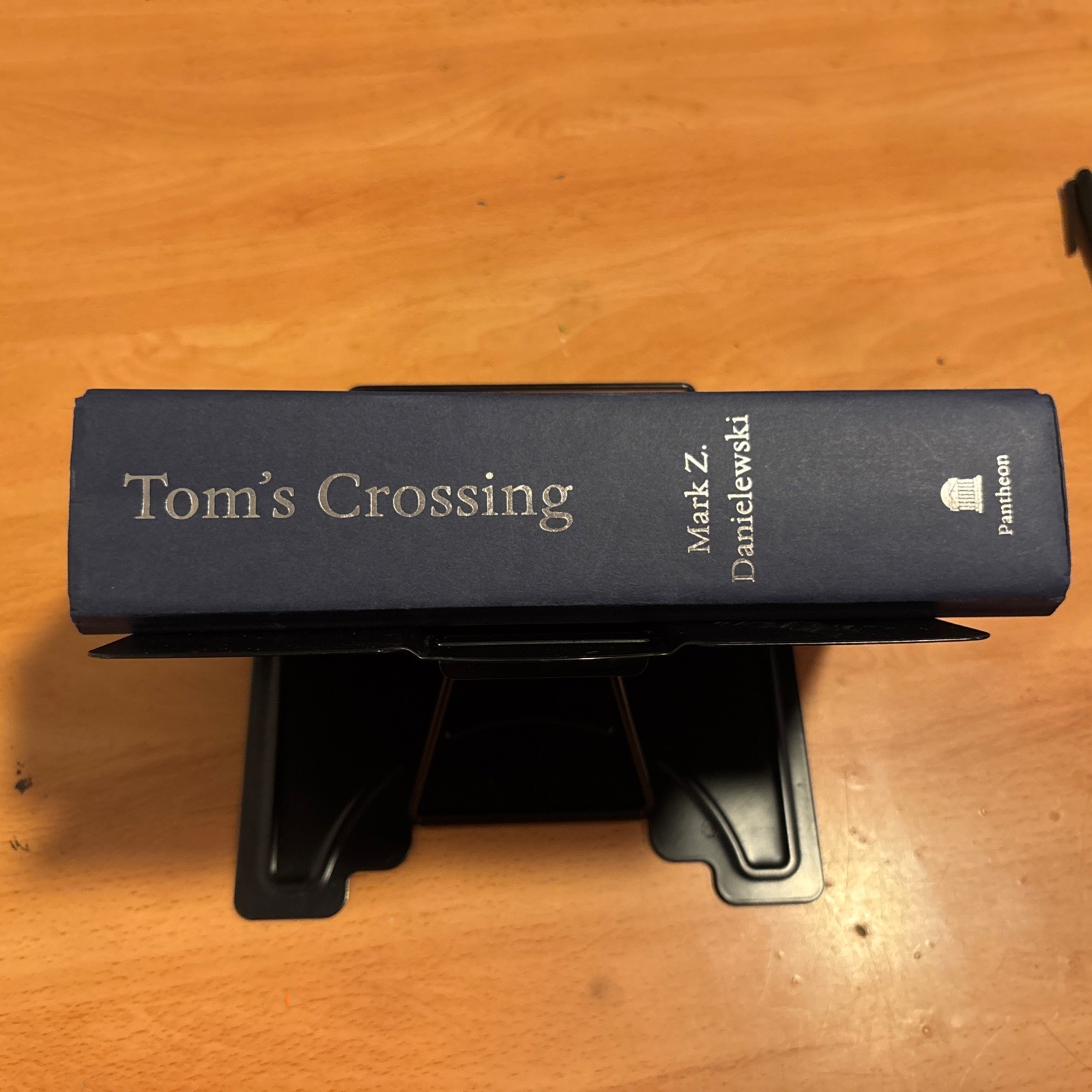 MARK Z DANIELEWSKI TOM’S CROSSING Publisher Signed 1st Edition Unread