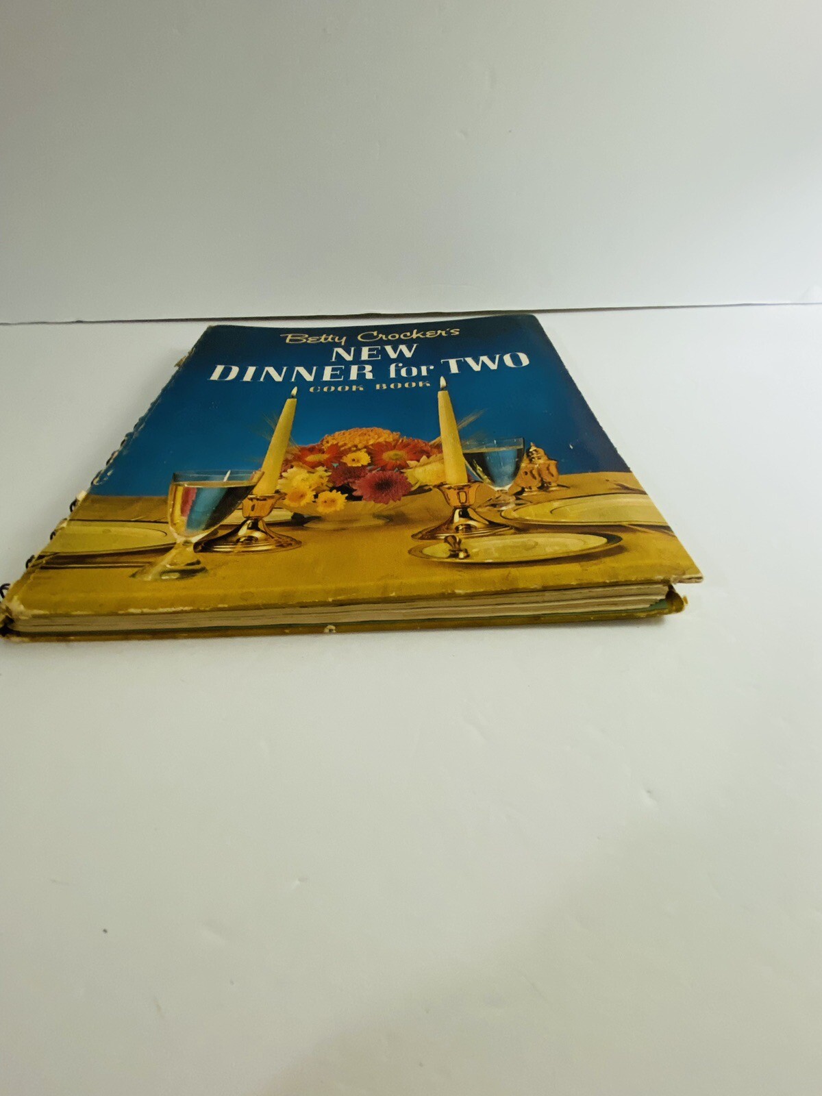 Betty Crocker’s New Dinner for Two Cookbook 1960s Hardcover 156 pages