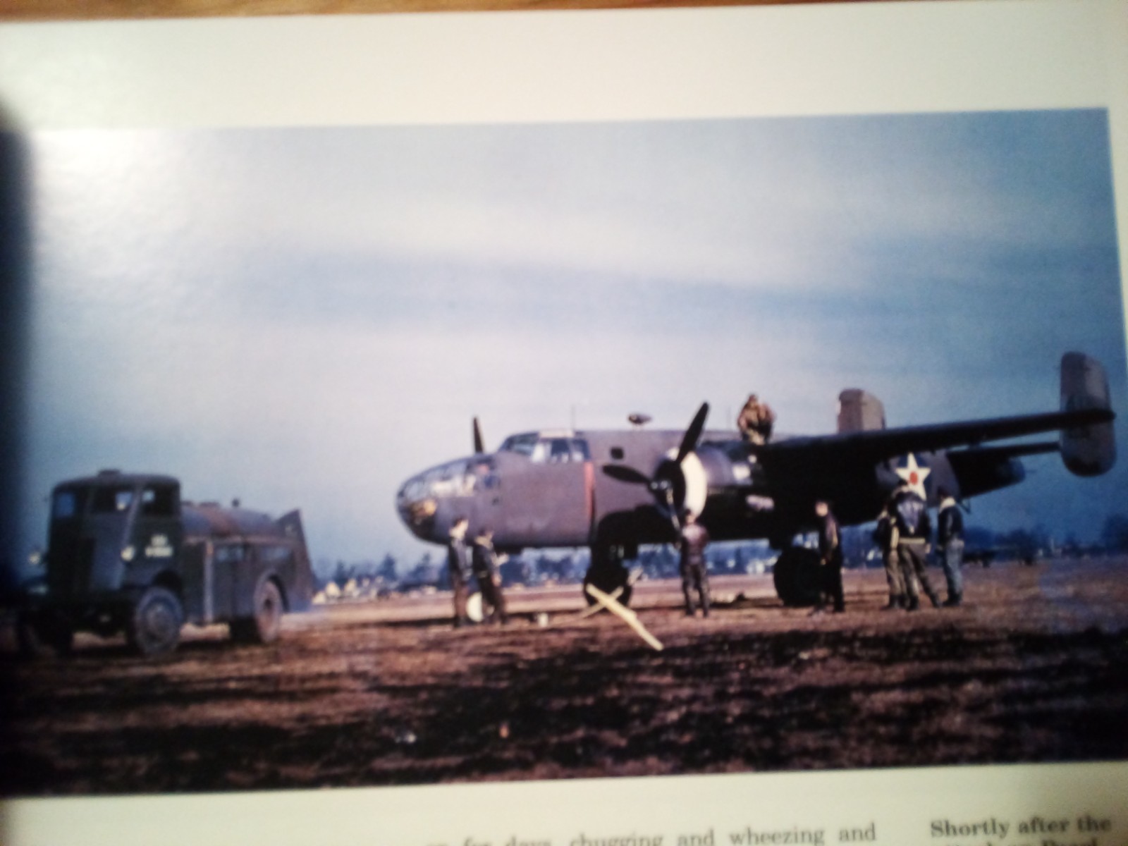 (COBP) „BOMBERS OF WW II (2) by JEFFREY L. ETHELL“ / TPB / 180 PAGES / 1994
