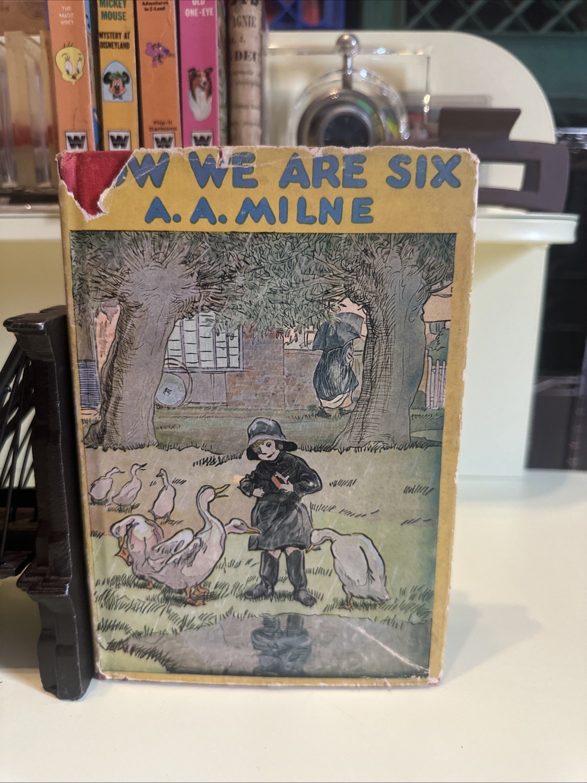 1927 ANTIQUARIAN NOW WE ARE SIX A.A.MILNE HC COLLECTIBLE RED DECOR VINTAGE BOOK