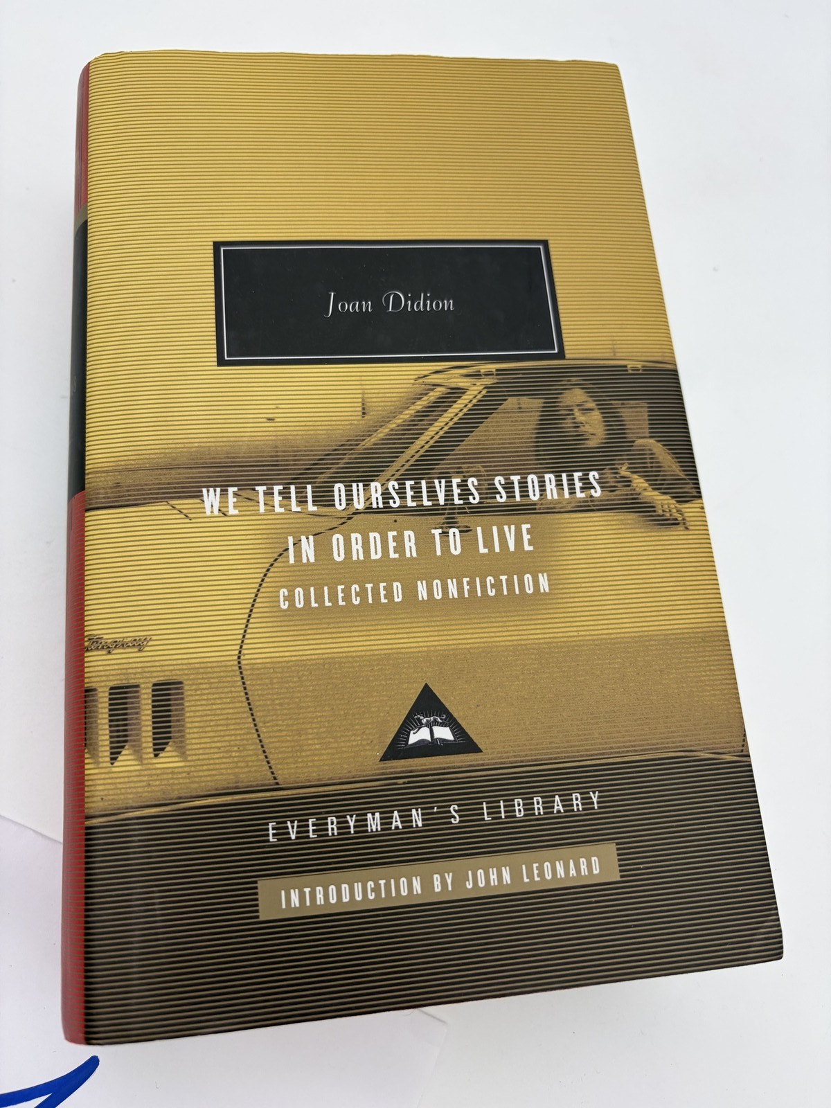 Joan Didion We Tell Ourselves Stories In Order To Live Collected Nonfiction A31