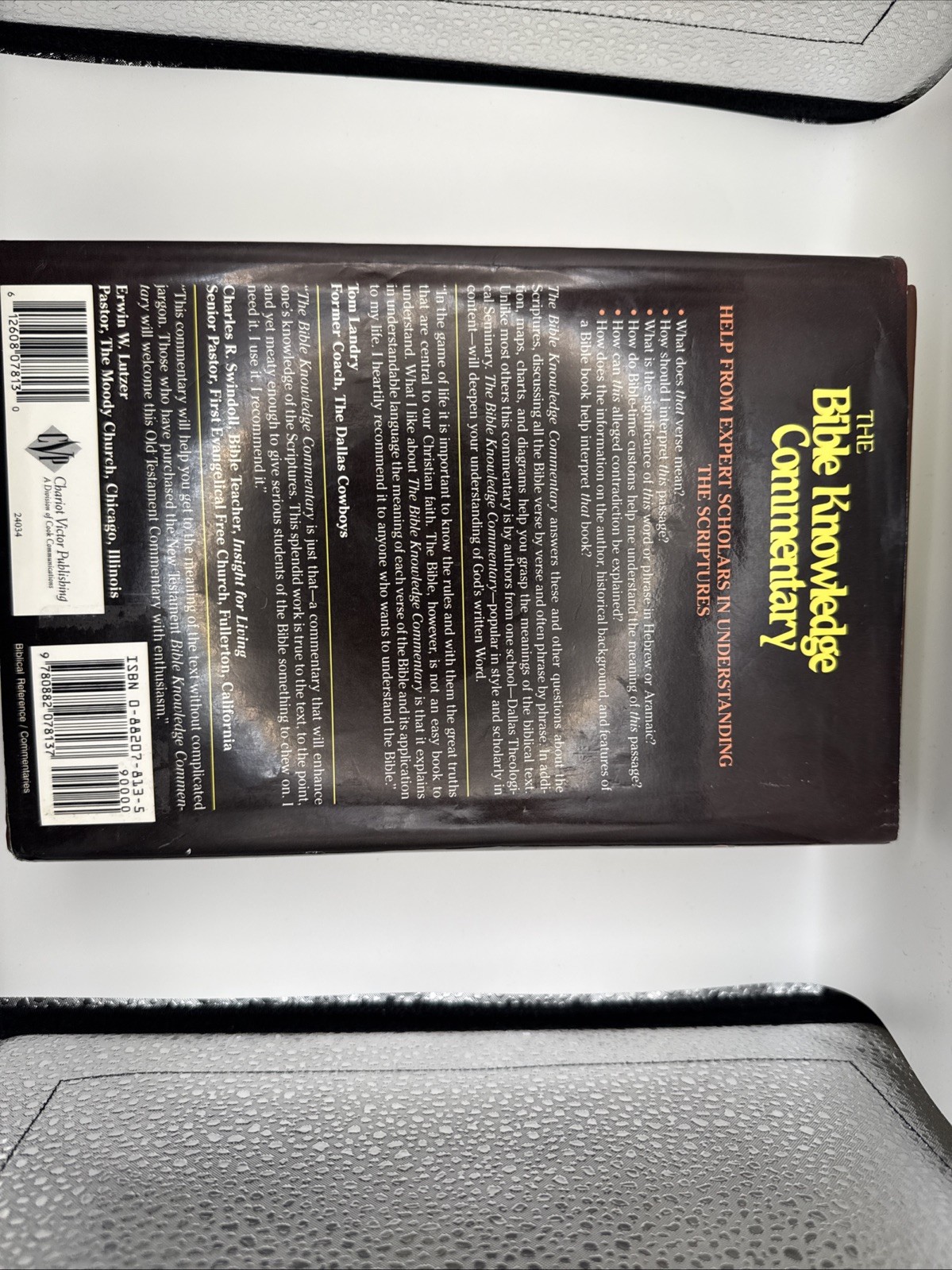 The Bible Knowledge Commentary – Hardcover, by Walvoord John F.- Very Good Lot A