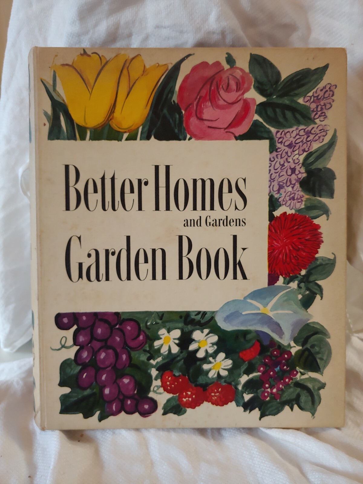 1951 Better Homes and Gardens GARDEN BOOK Meredith Pub. 480 Pages HB Ring binder