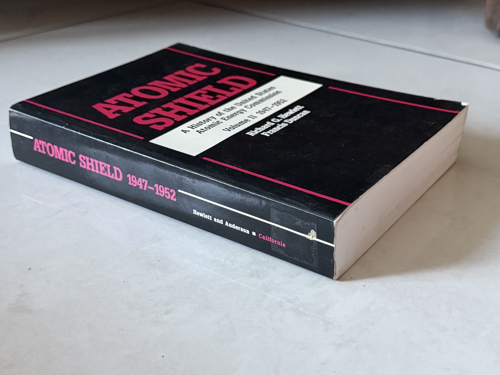 Set of 2 Books Atomic Shield & New World by R Hewlett & F Duncan Paperbacks 1990