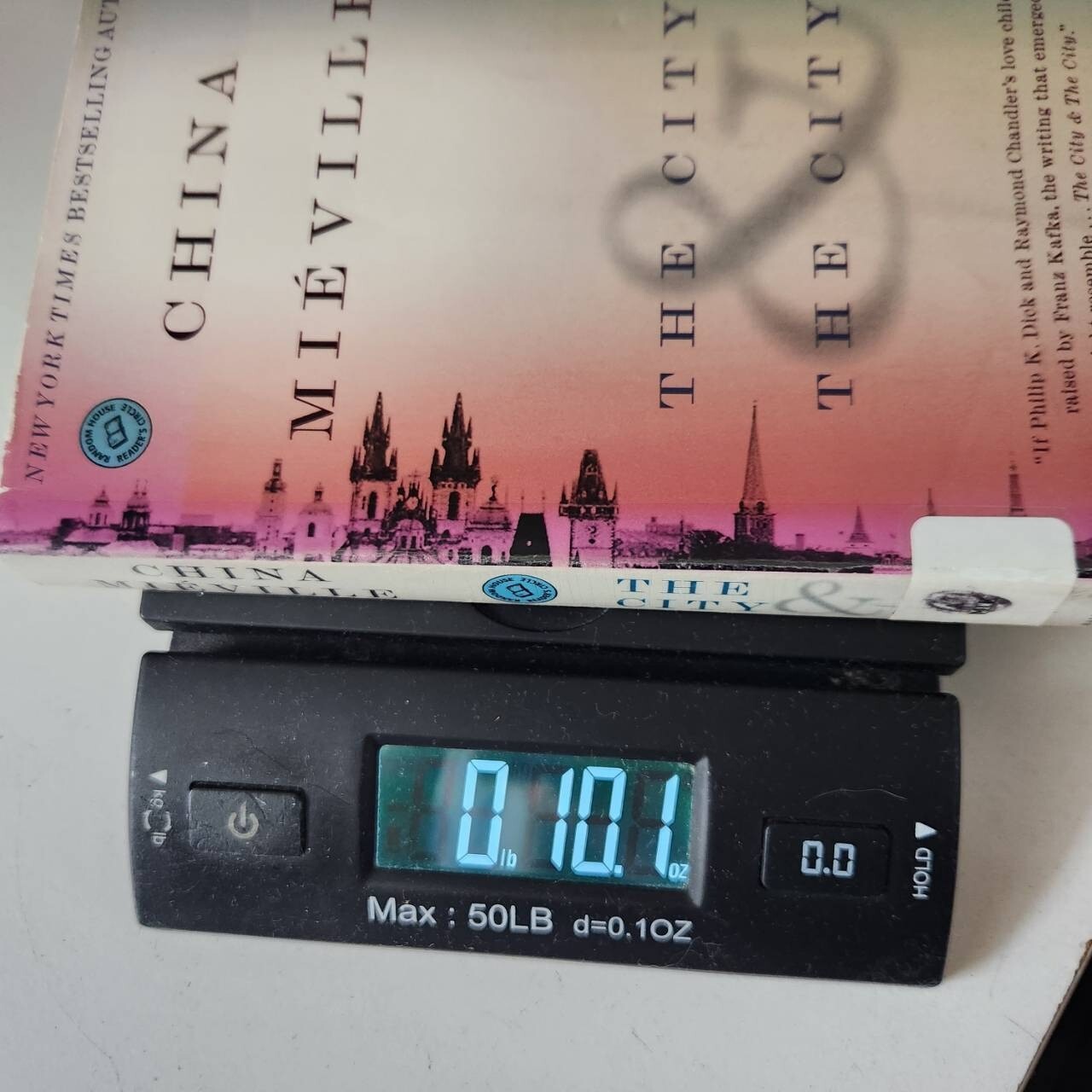 China Miéville „The City & The City“ Paperback Book