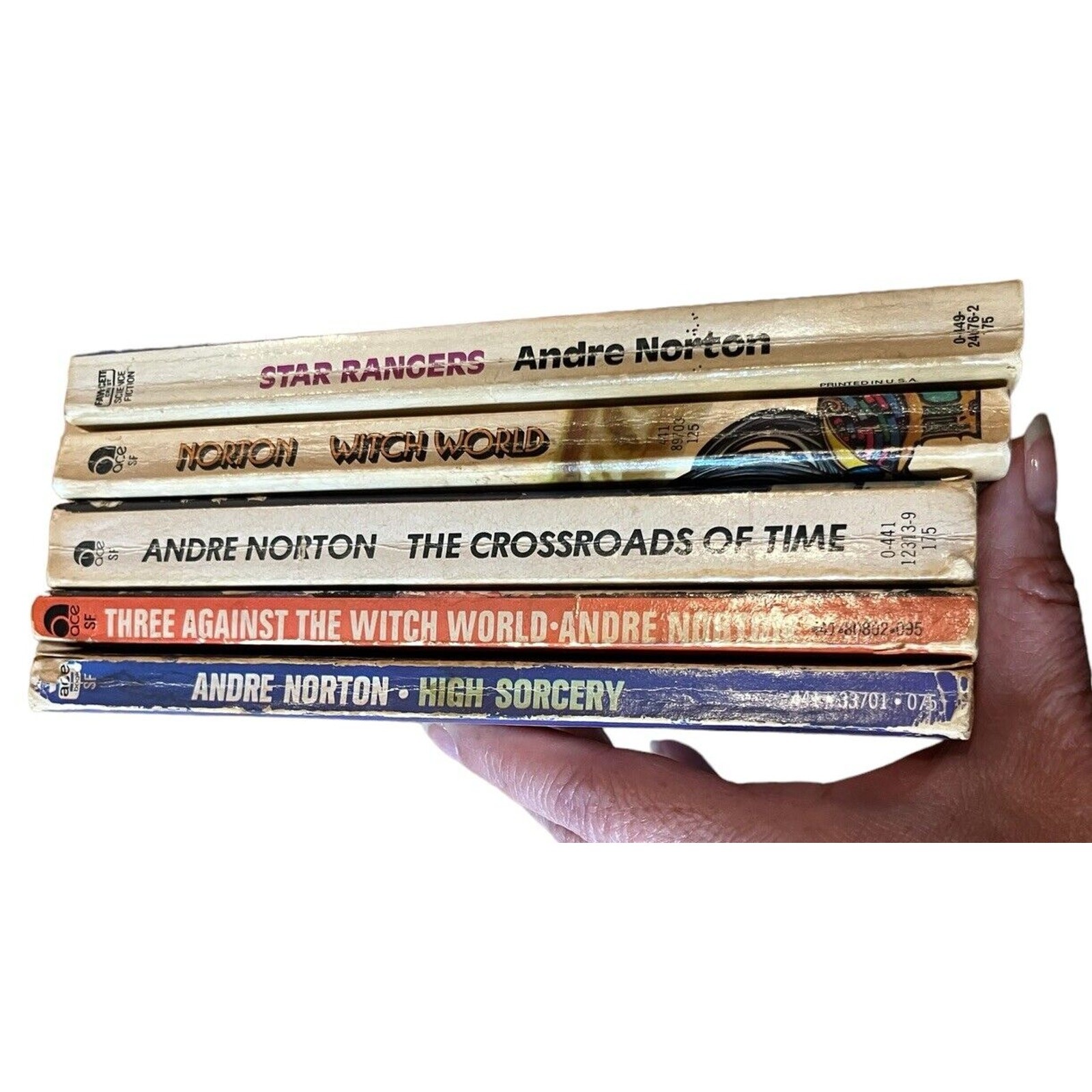 Lot of 5 Andre Norton Books Vintage Science Fiction Witch World 1953 To 1970