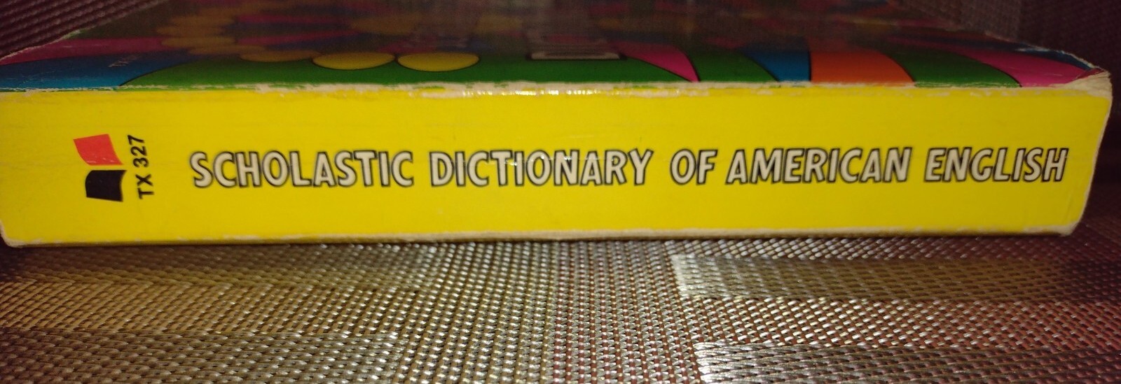VINTAGE SCHOLASTIC DICTIONARY OF AMERICAN ENGLISH 1970’s PAPERBACK 864 PAGES
