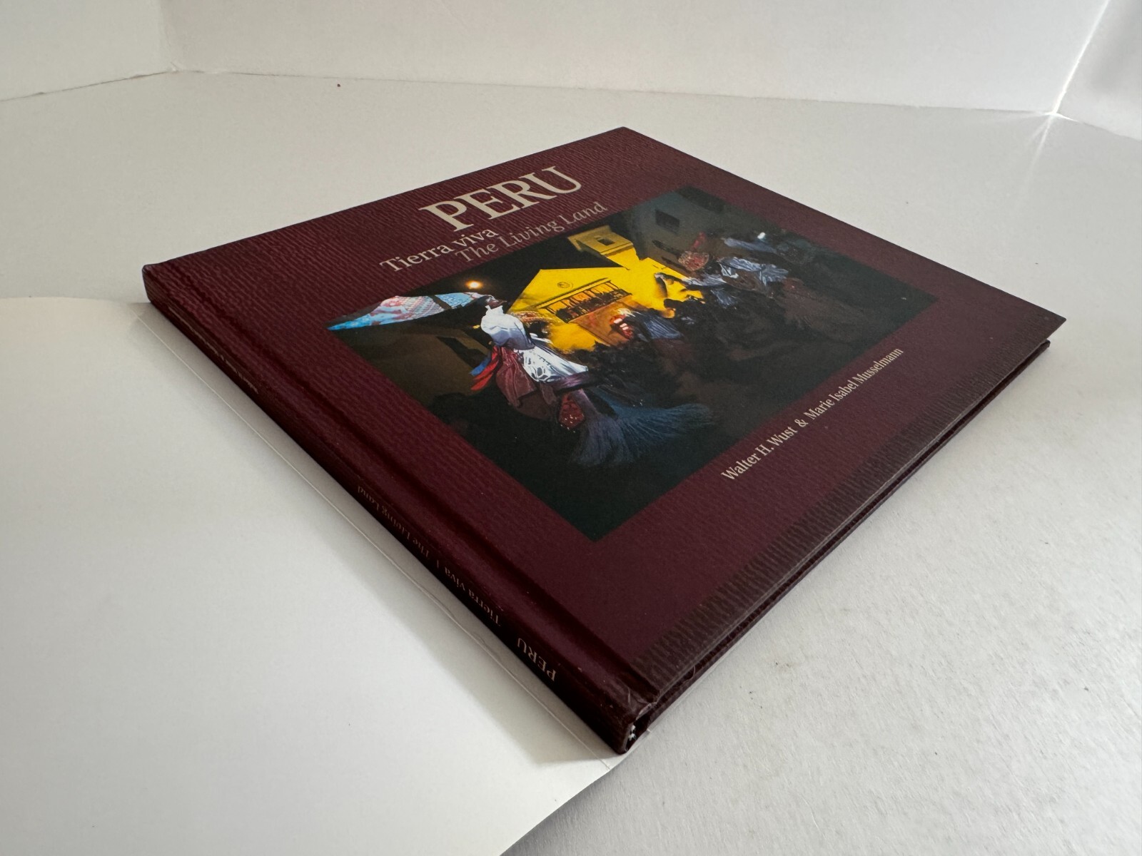 Peru The Living Land Book Tierra Viva Andes Amazon Plains English and Spanish