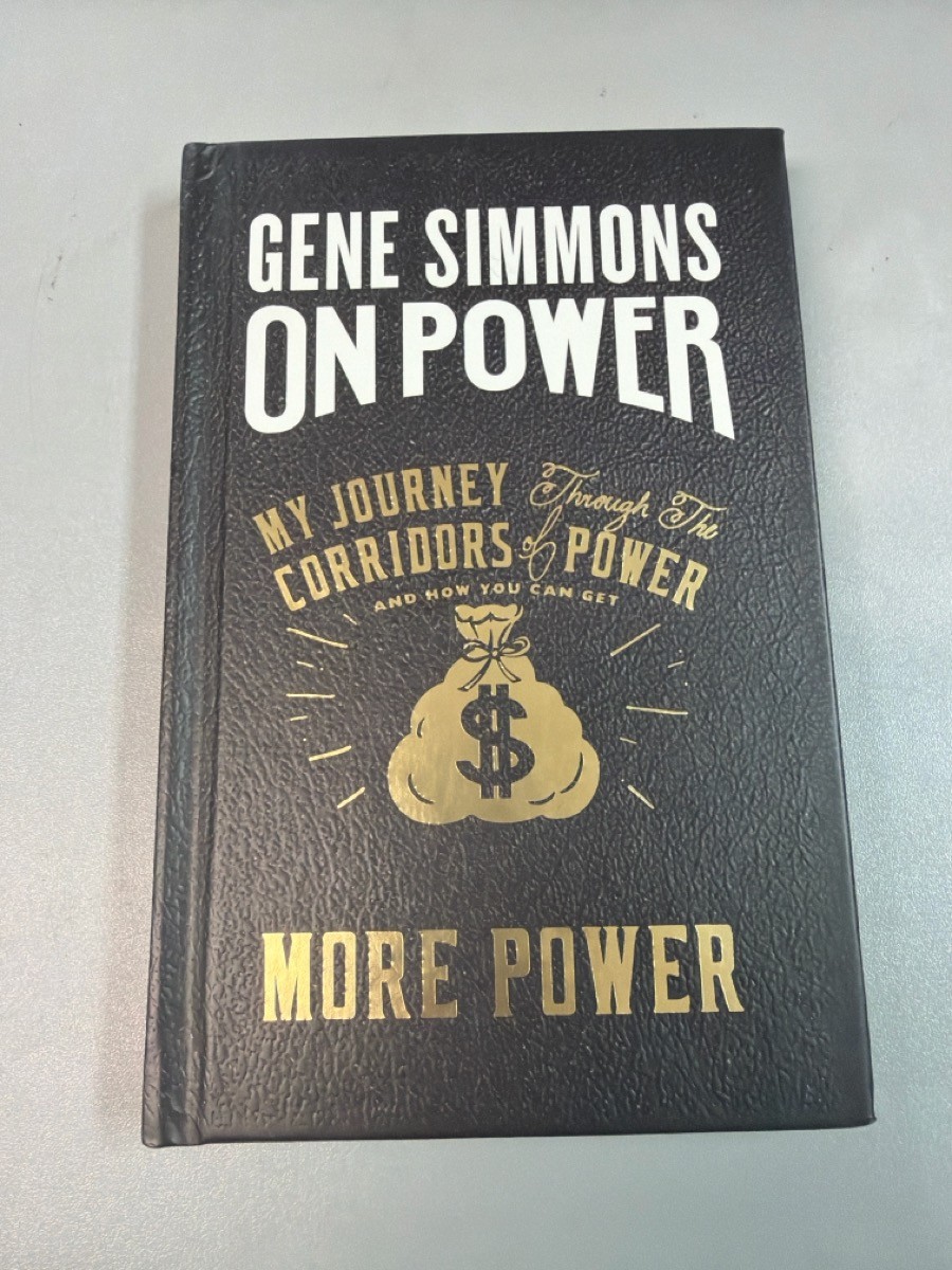 DEY ST. GENE SIMMONS ON POWER (PSO041683)
