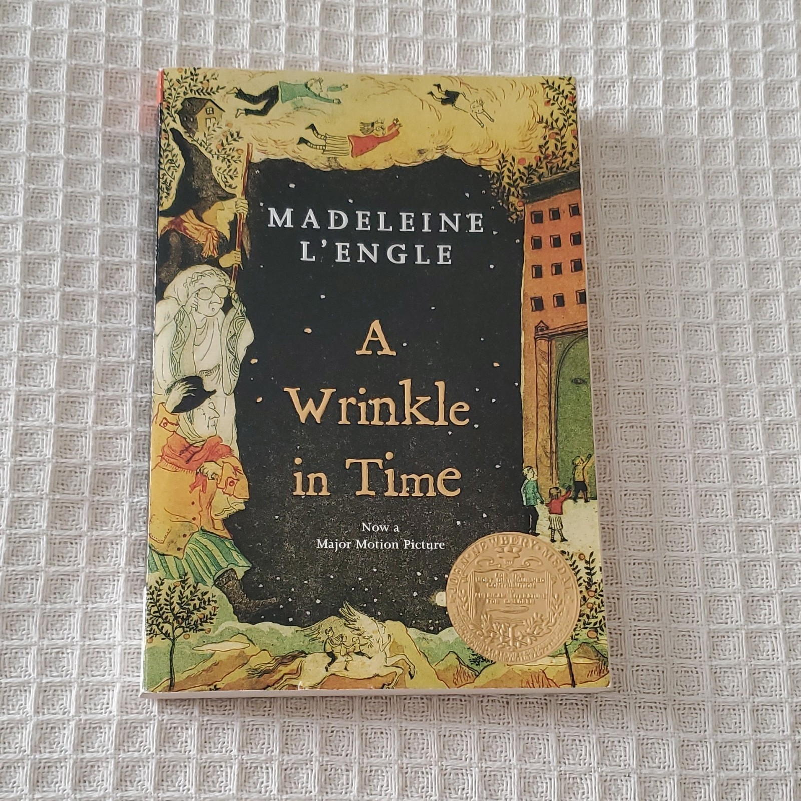 Madeleine L’Engle A Wrinkle in Time Quintet Perfect 2007 Juvenile Fiction Squar…